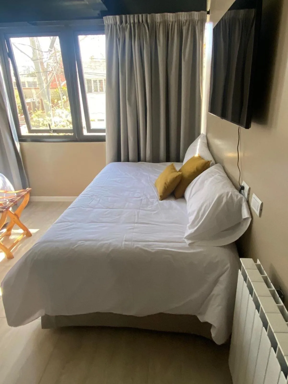 718 Rufino Petit Hotel