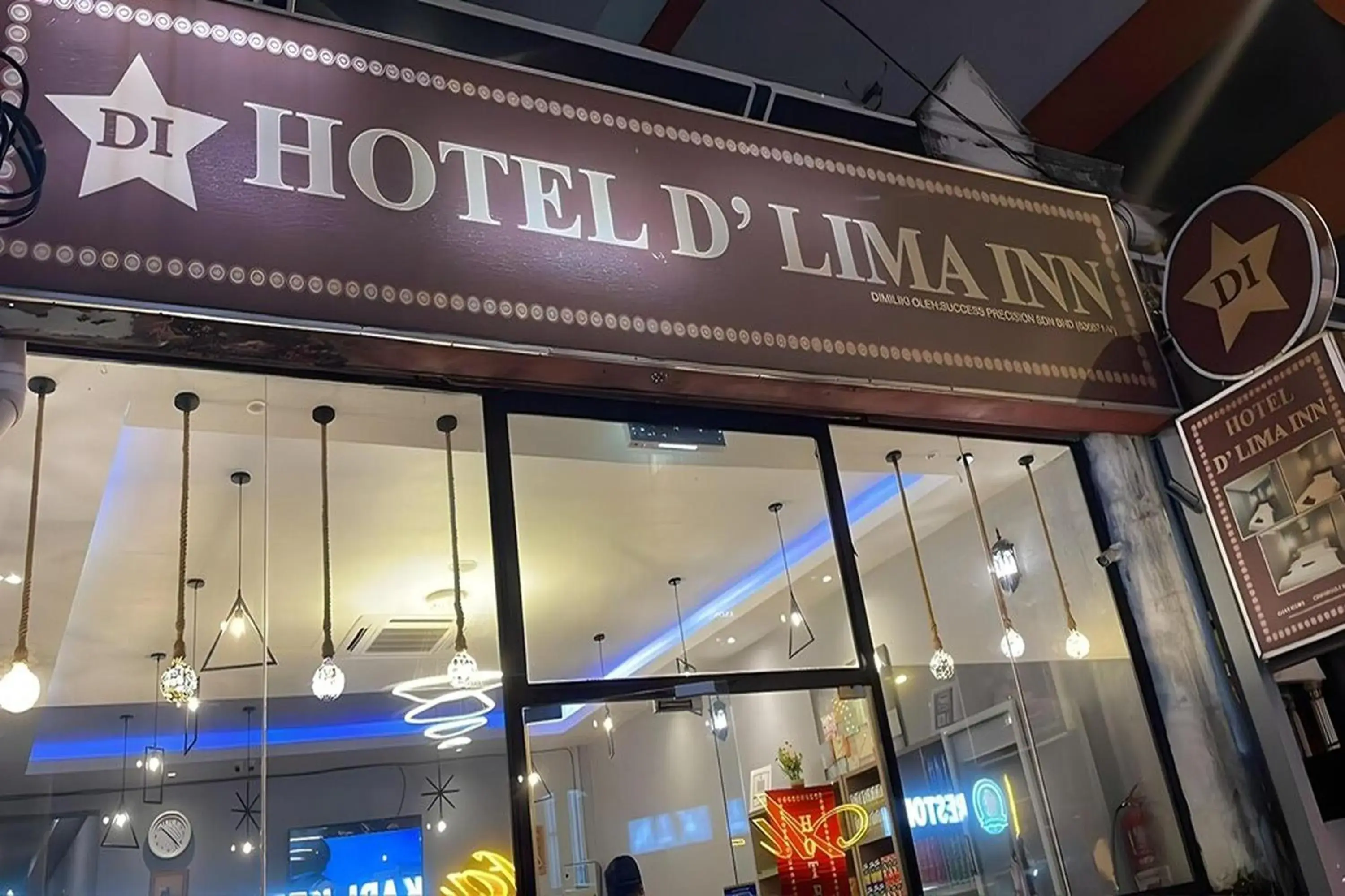 Property building in Hotel Dlima Inn Bukit Bintang Property building in Hotel Dlima Inn Bukit Bintang
