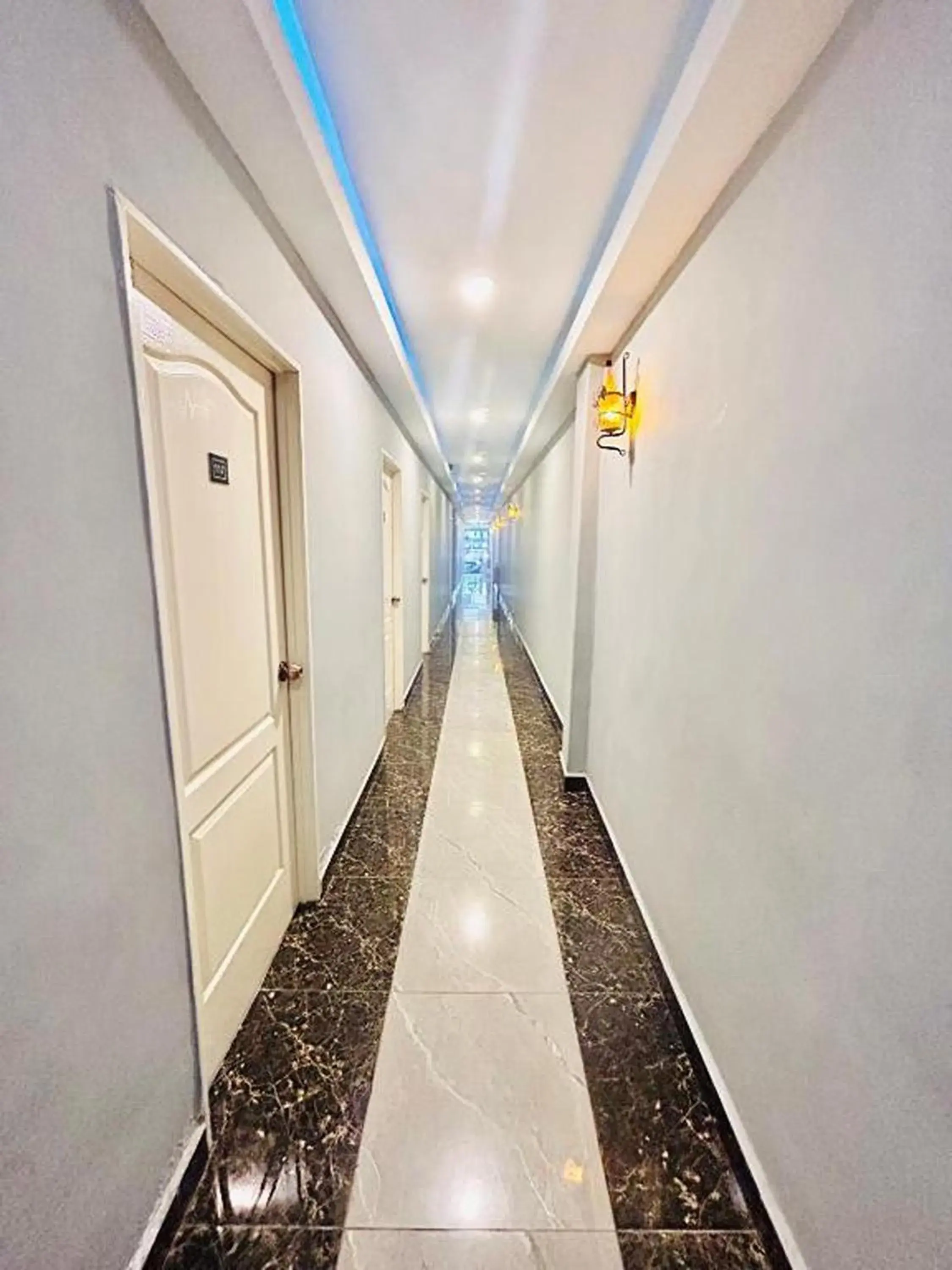 Property building in Hotel Dlima Inn Bukit Bintang Property building in Hotel Dlima Inn Bukit Bintang