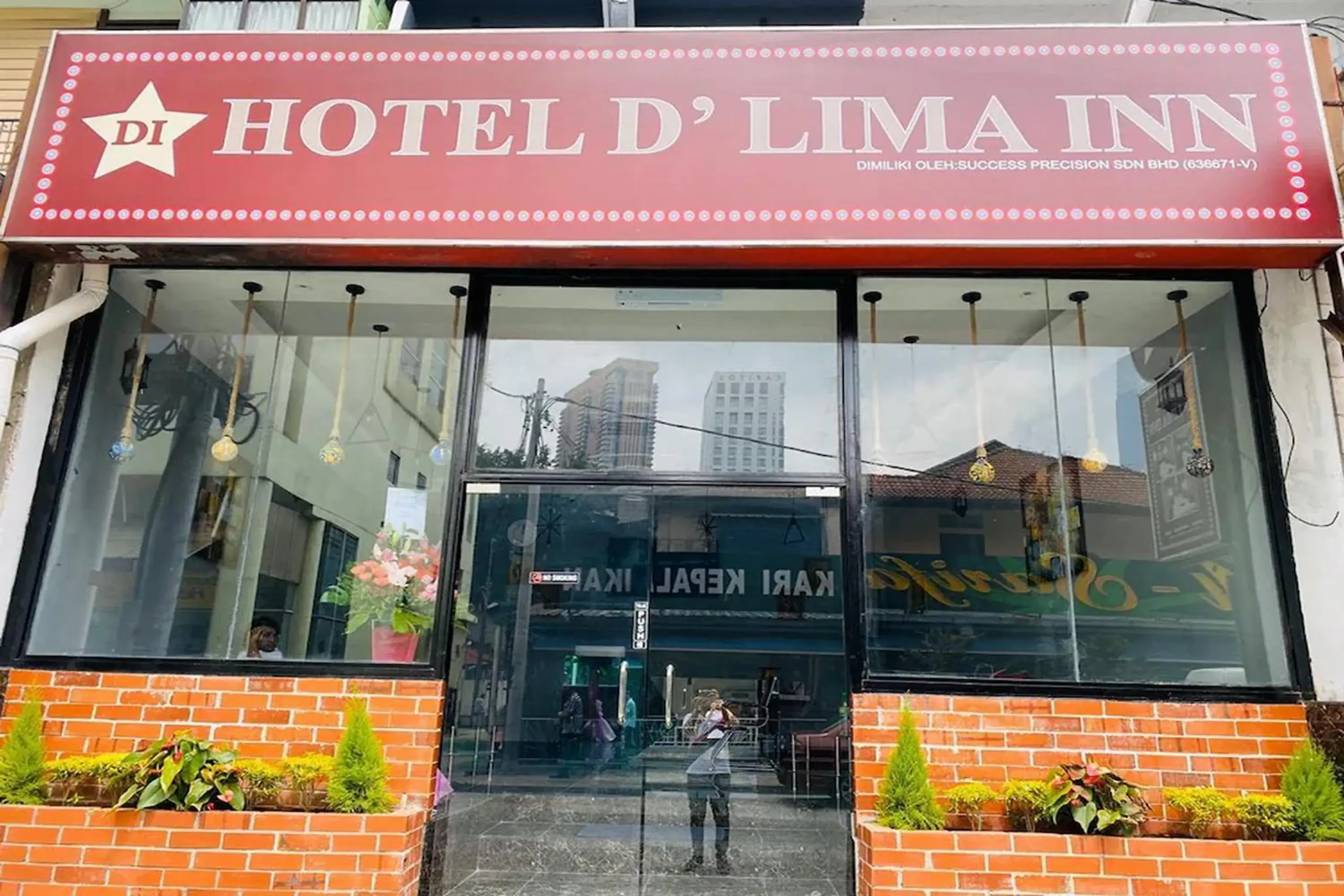 Property building in Hotel Dlima Inn Bukit Bintang Property building in Hotel Dlima Inn Bukit Bintang