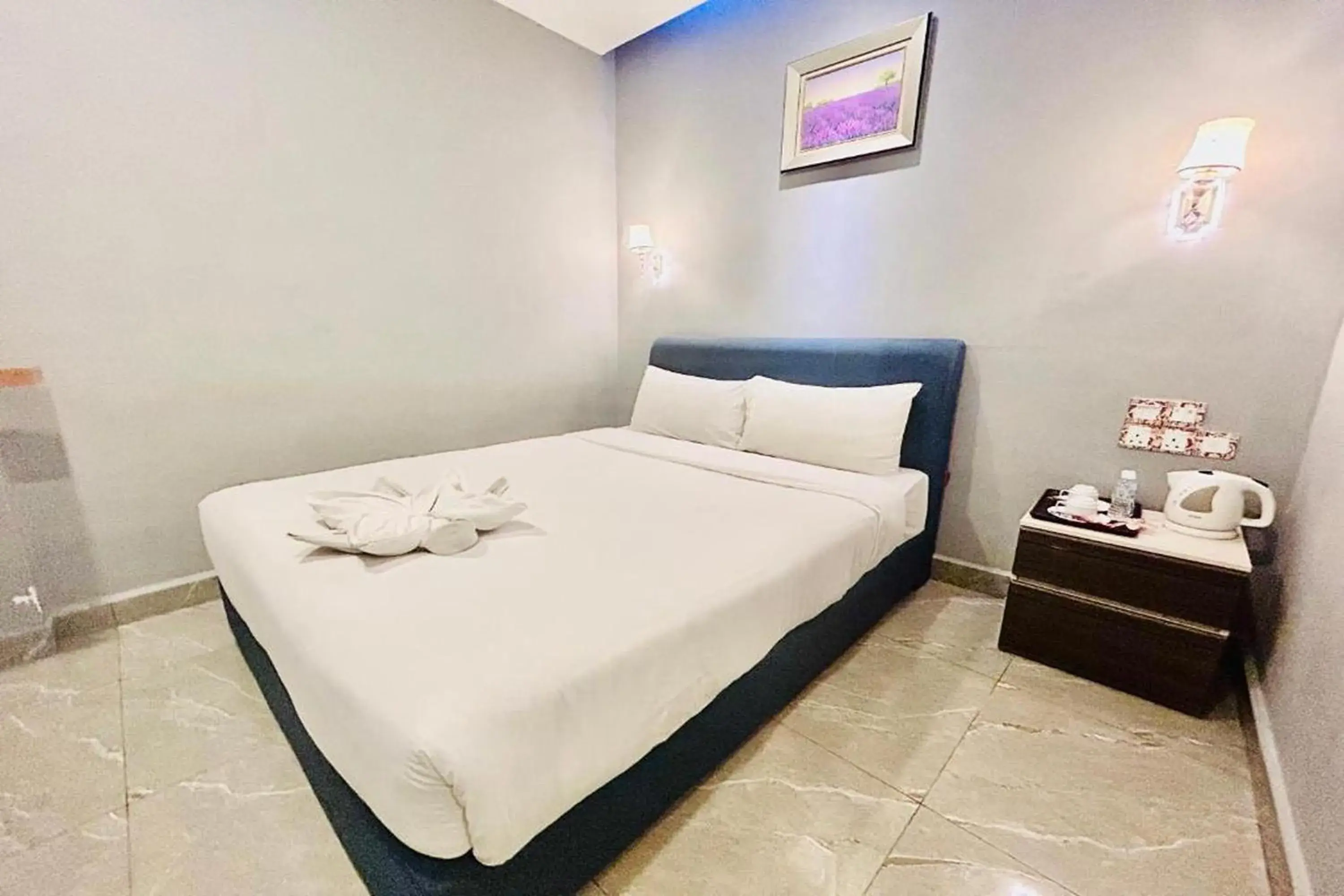 Bedroom, Bed in Hotel Dlima Inn Bukit Bintang Bedroom, Bed in Hotel Dlima Inn Bukit Bintang