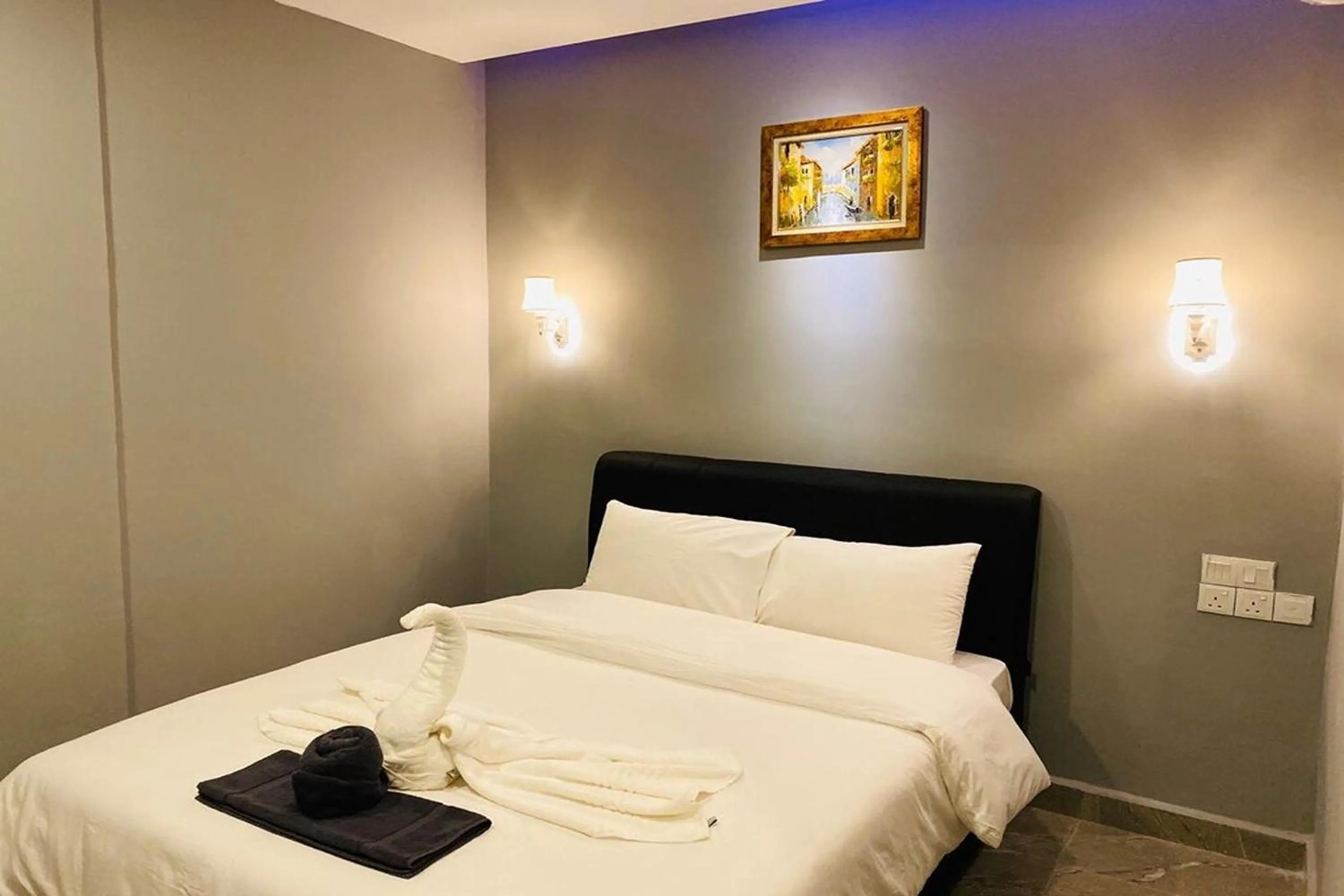 Bedroom, Bed in Hotel Dlima Inn Bukit Bintang