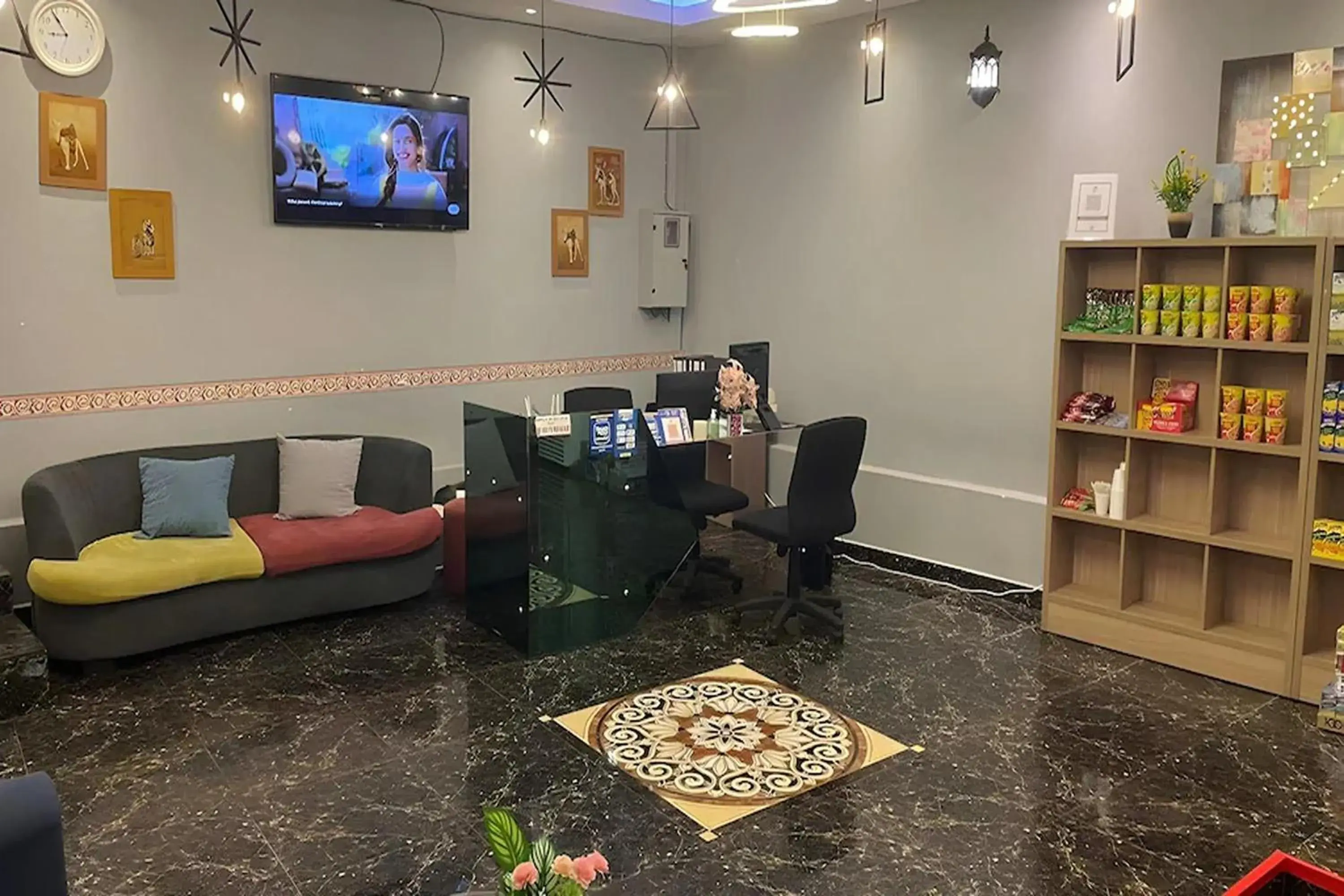 Seating area in Hotel Dlima Inn Bukit Bintang Seating area in Hotel Dlima Inn Bukit Bintang