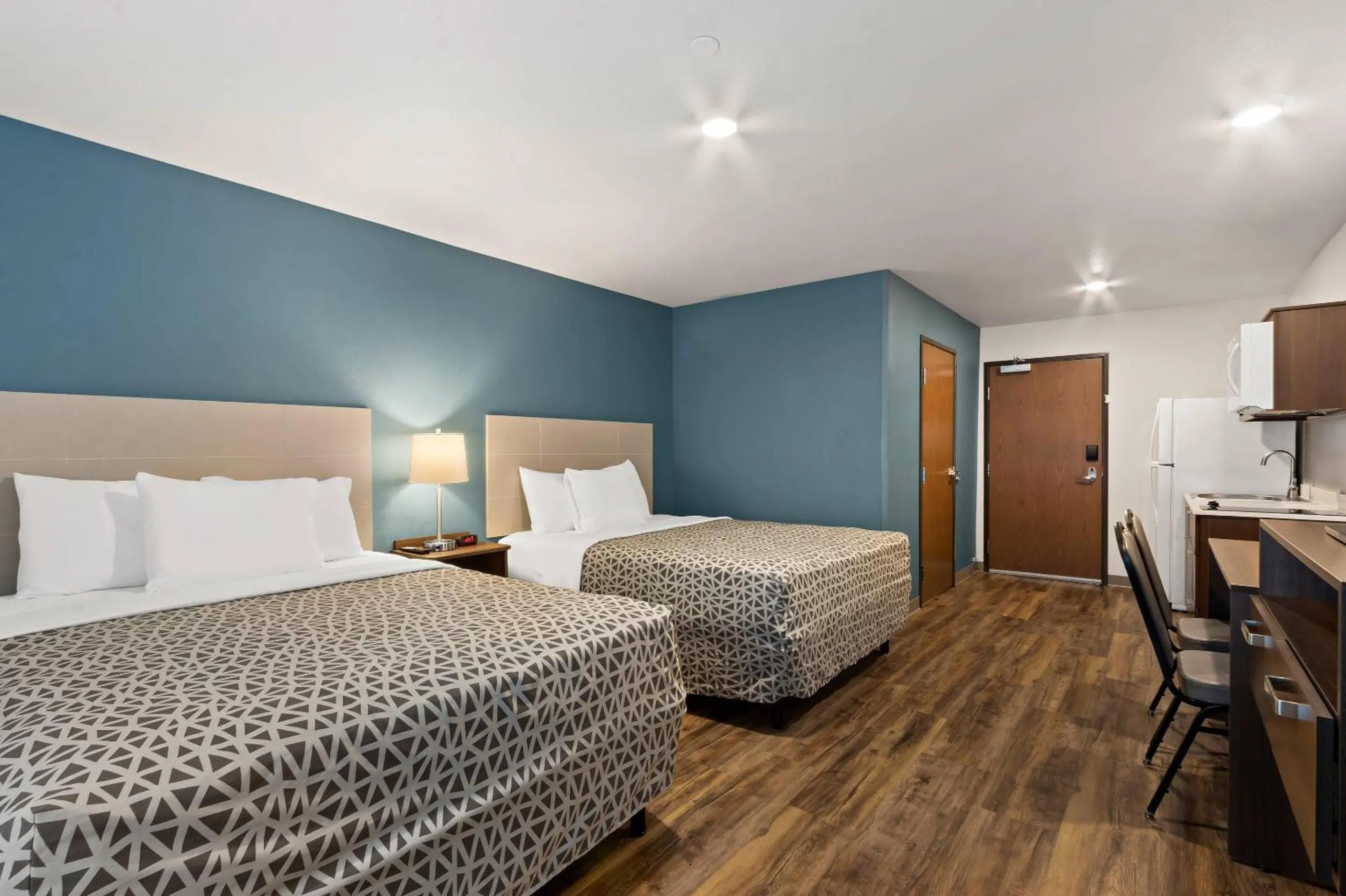 Bedroom, Bed in WoodSpring Suites Tolleson - Phoenix West