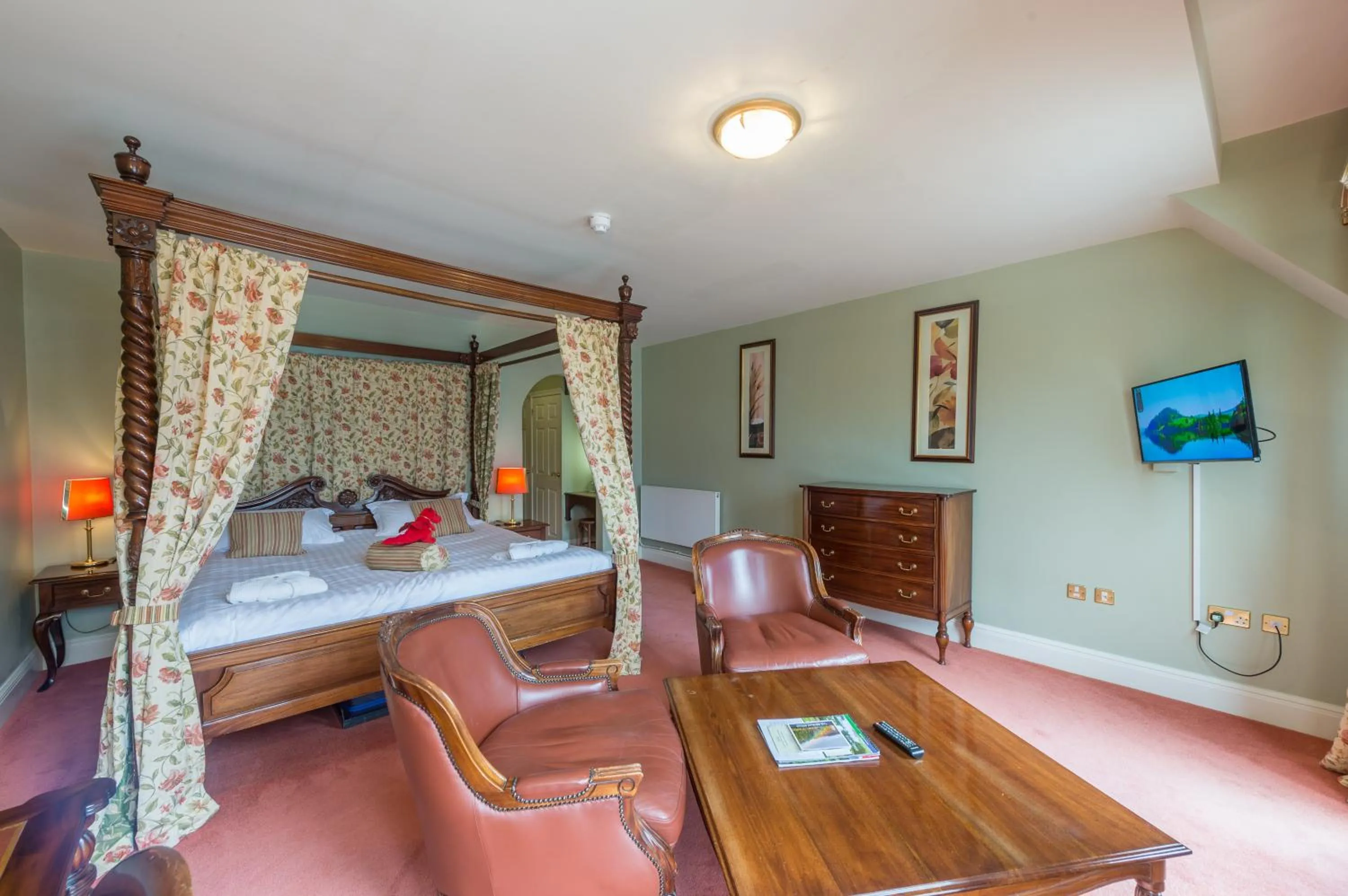 Bed in Lake Vyrnwy Hotel & Spa