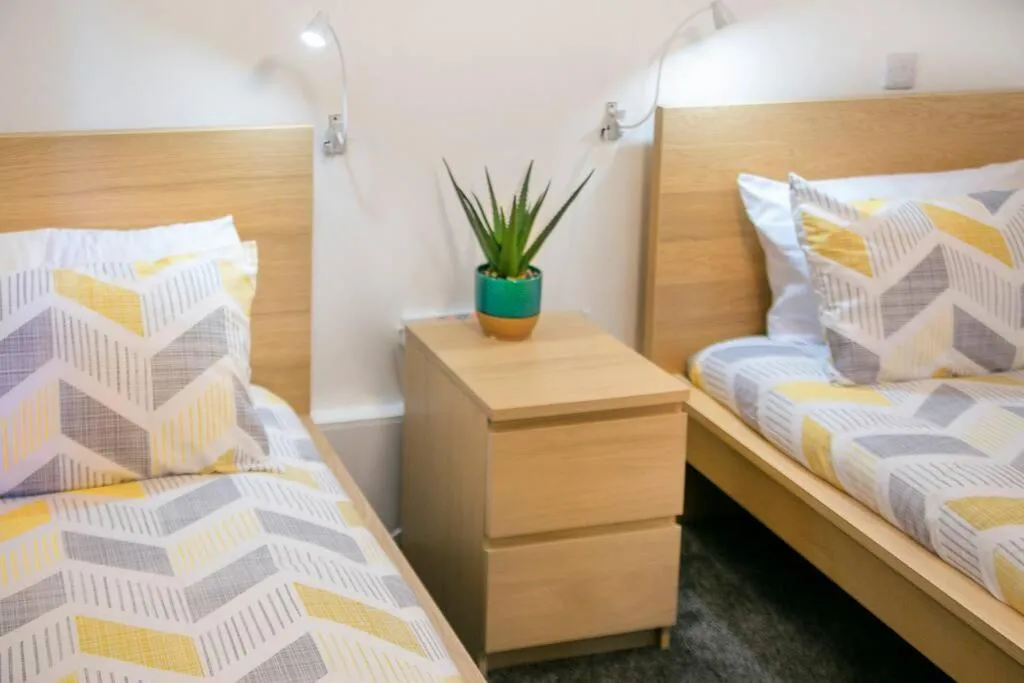 Bed in Faulds Crescent Lodge ✪ Grampian Lettings Ltd
