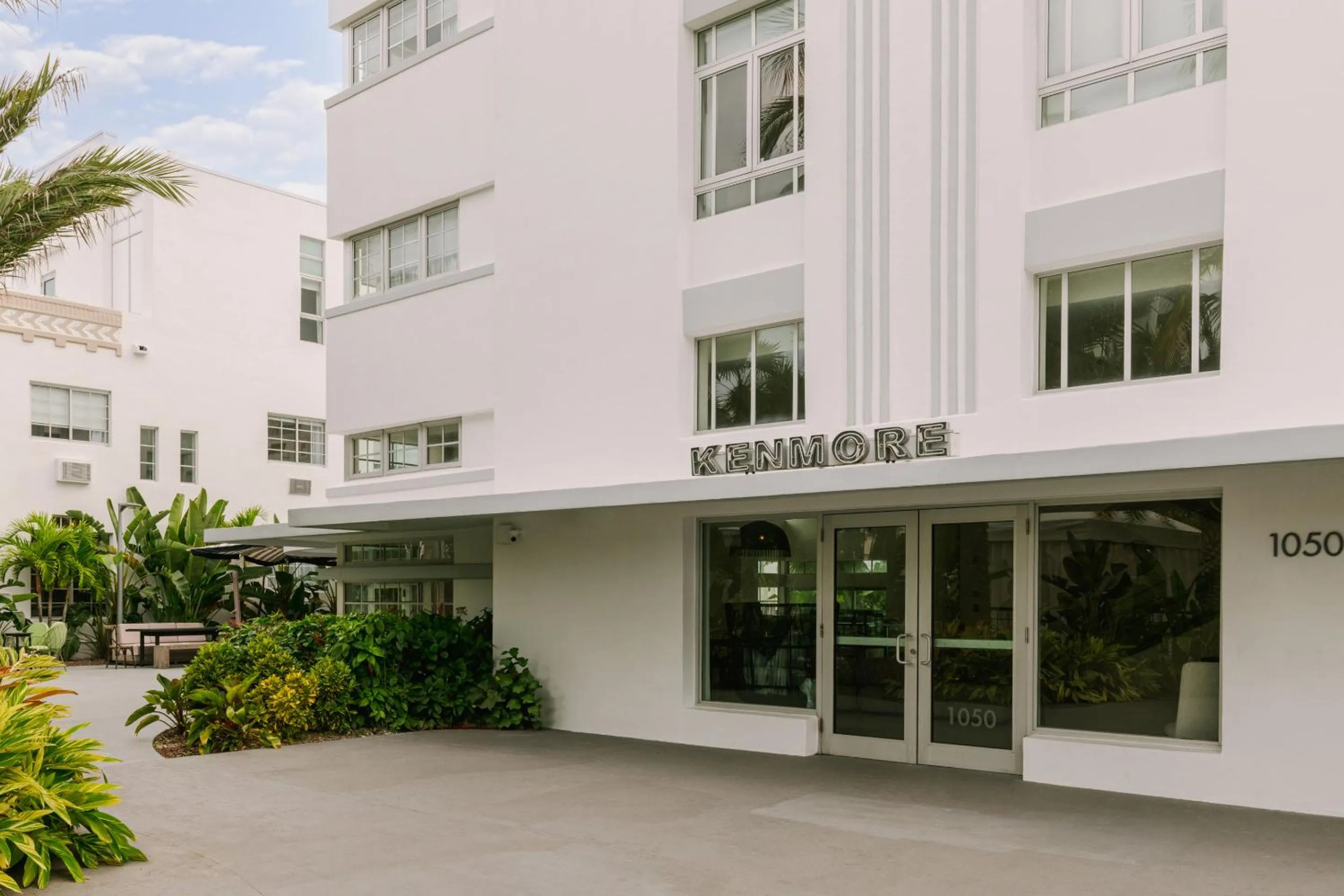 Property building in Kenmore Village Hotel, South Beach