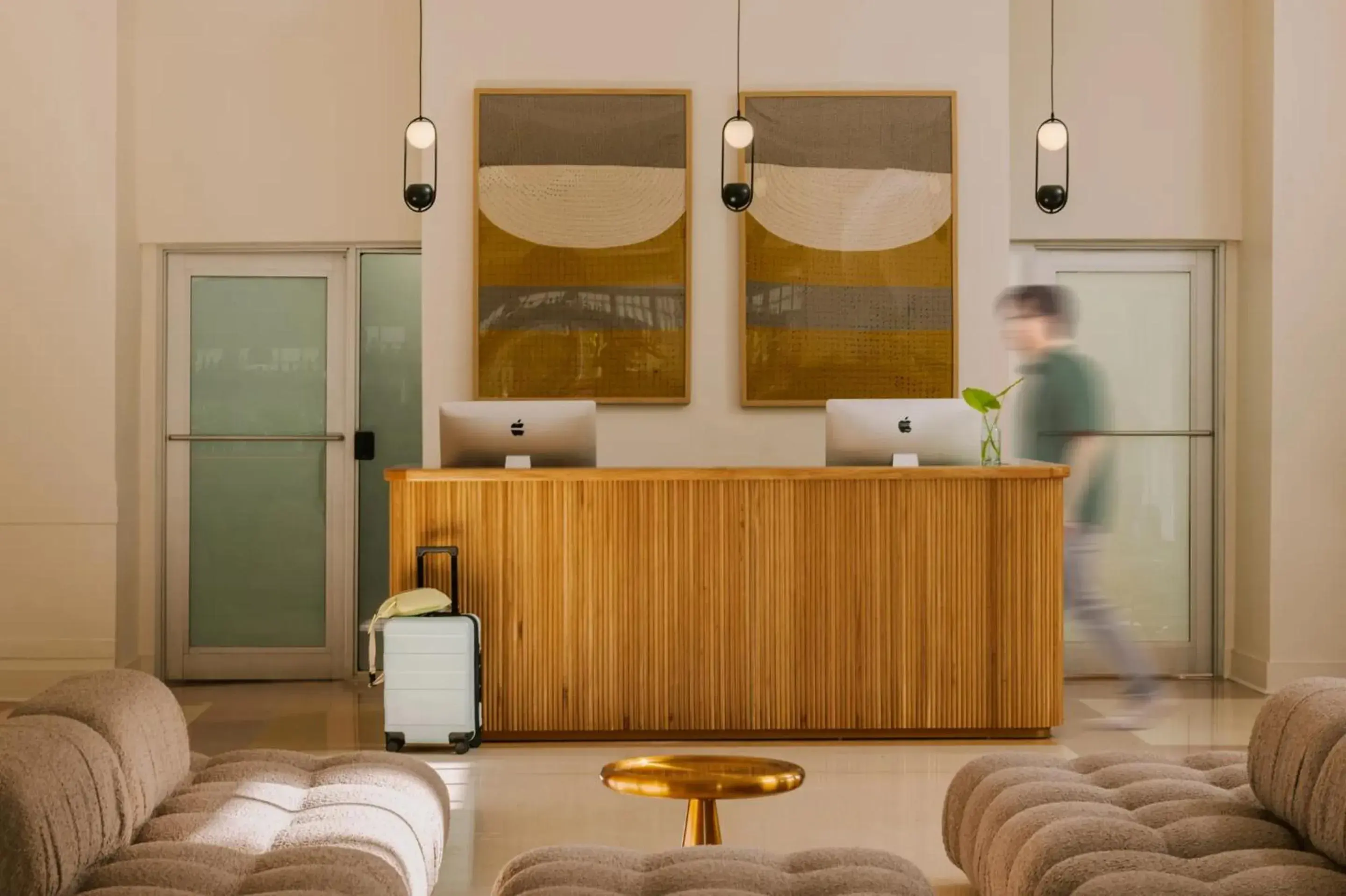 Lobby or reception in Kenmore Village Hotel, South Beach Lobby or reception in Kenmore Village Hotel, South Beach