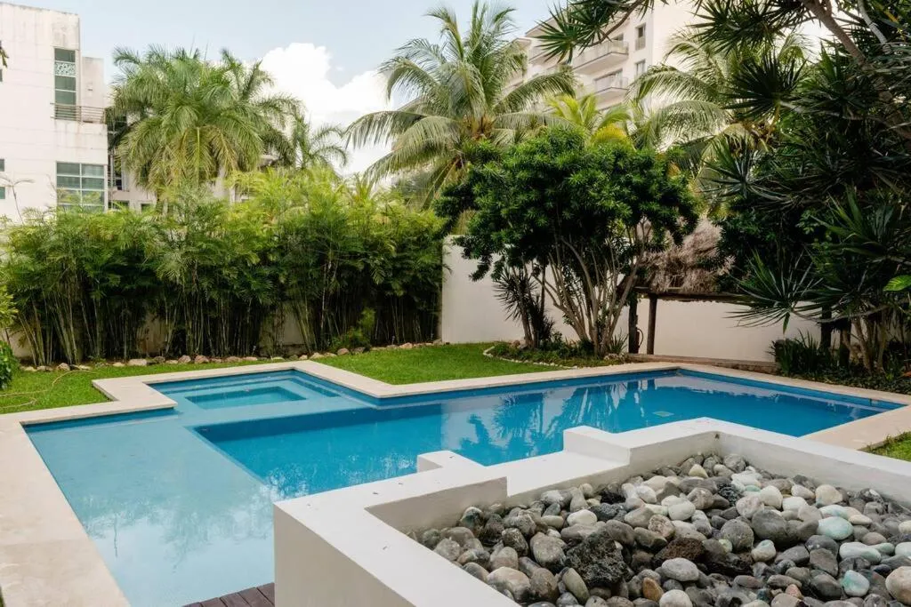 Swimming pool in Hermoso Penthouse Rooftop con alberca