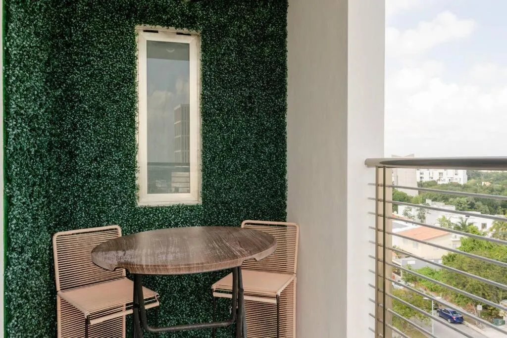 Balcony/Terrace in Hermoso Penthouse Rooftop con alberca