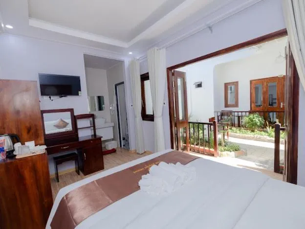 Bed in The Poplar Resort Phú Quốc