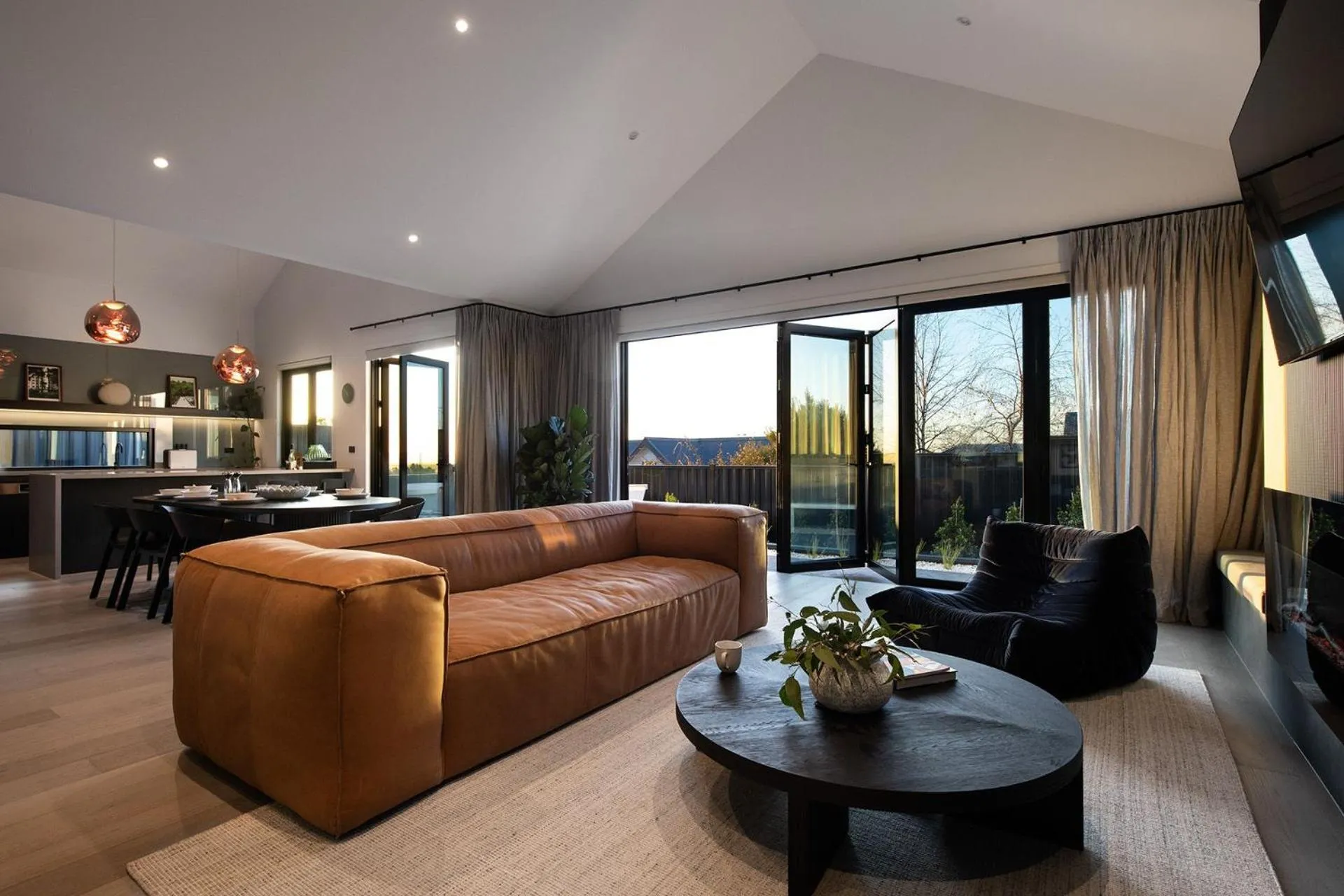 Scandi Haus- seamless design, modern luxury