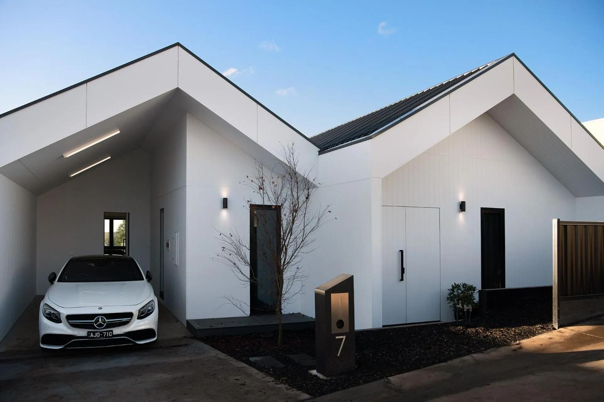 Scandi Haus- seamless design, modern luxury