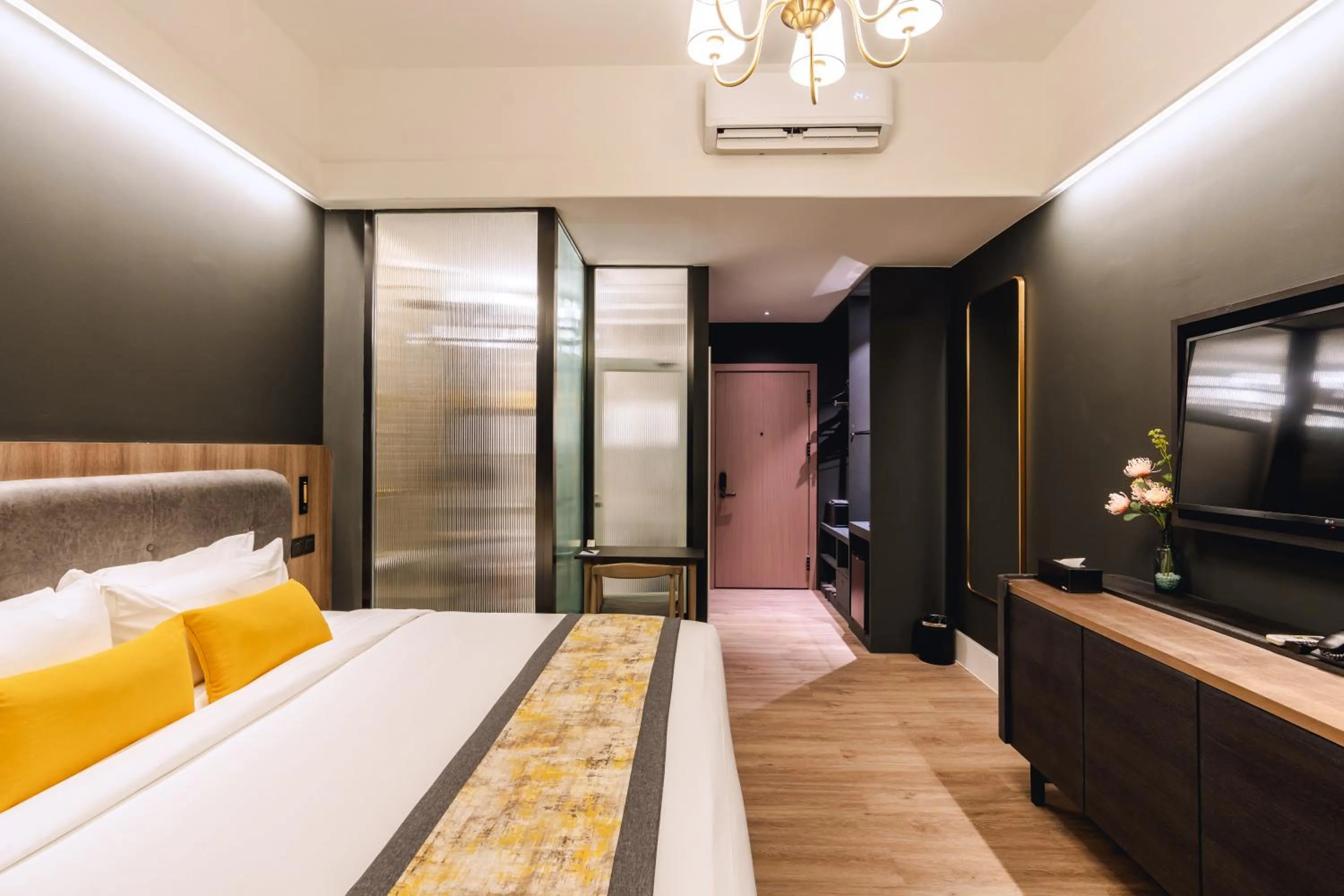 Bedroom, Bed in Bandalo Boutique Hotel - Patong Beach Road