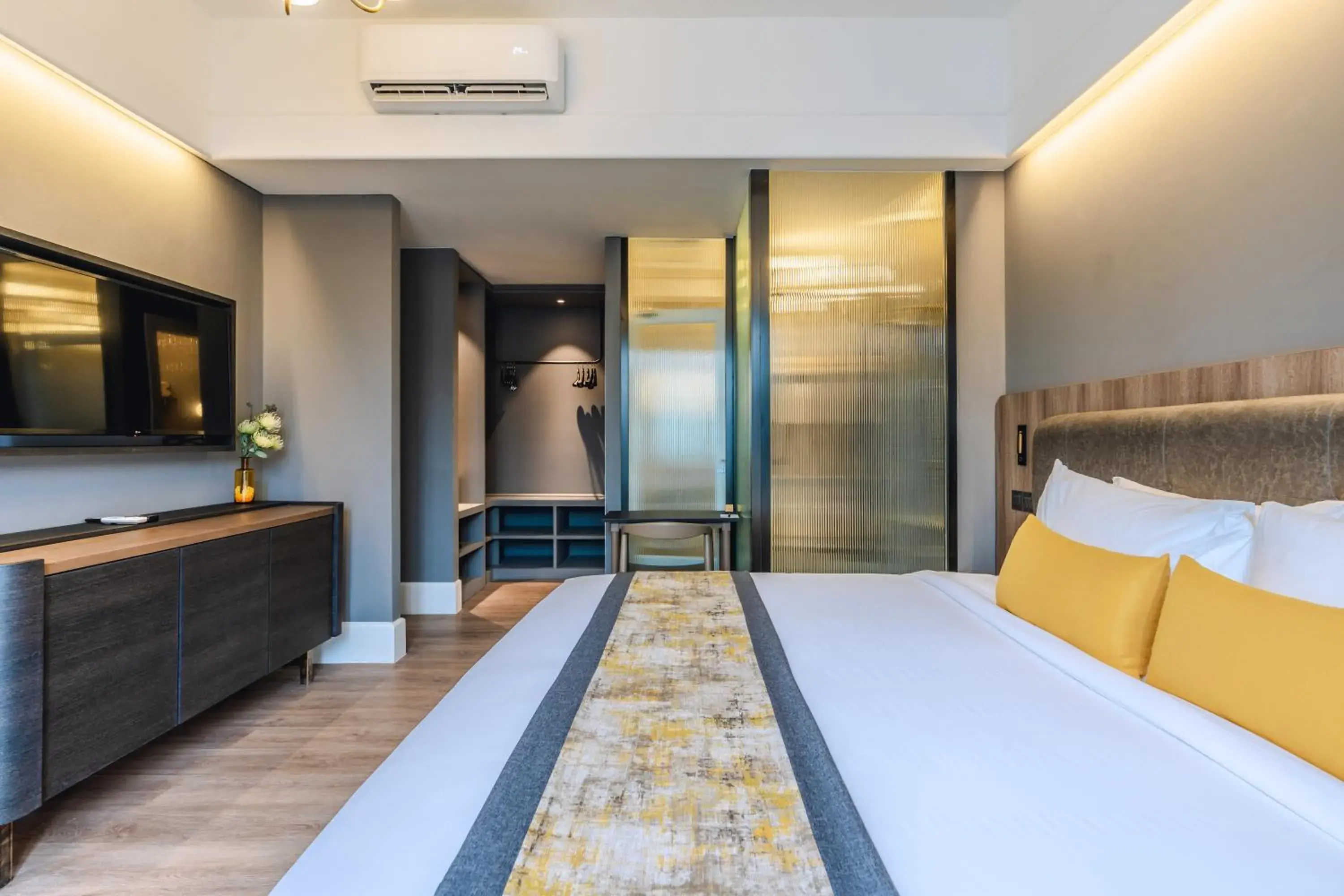 Bedroom, Bed in Bandalo Boutique Hotel - Patong Beach Road Bedroom, Bed in Bandalo Boutique Hotel - Patong Beach Road