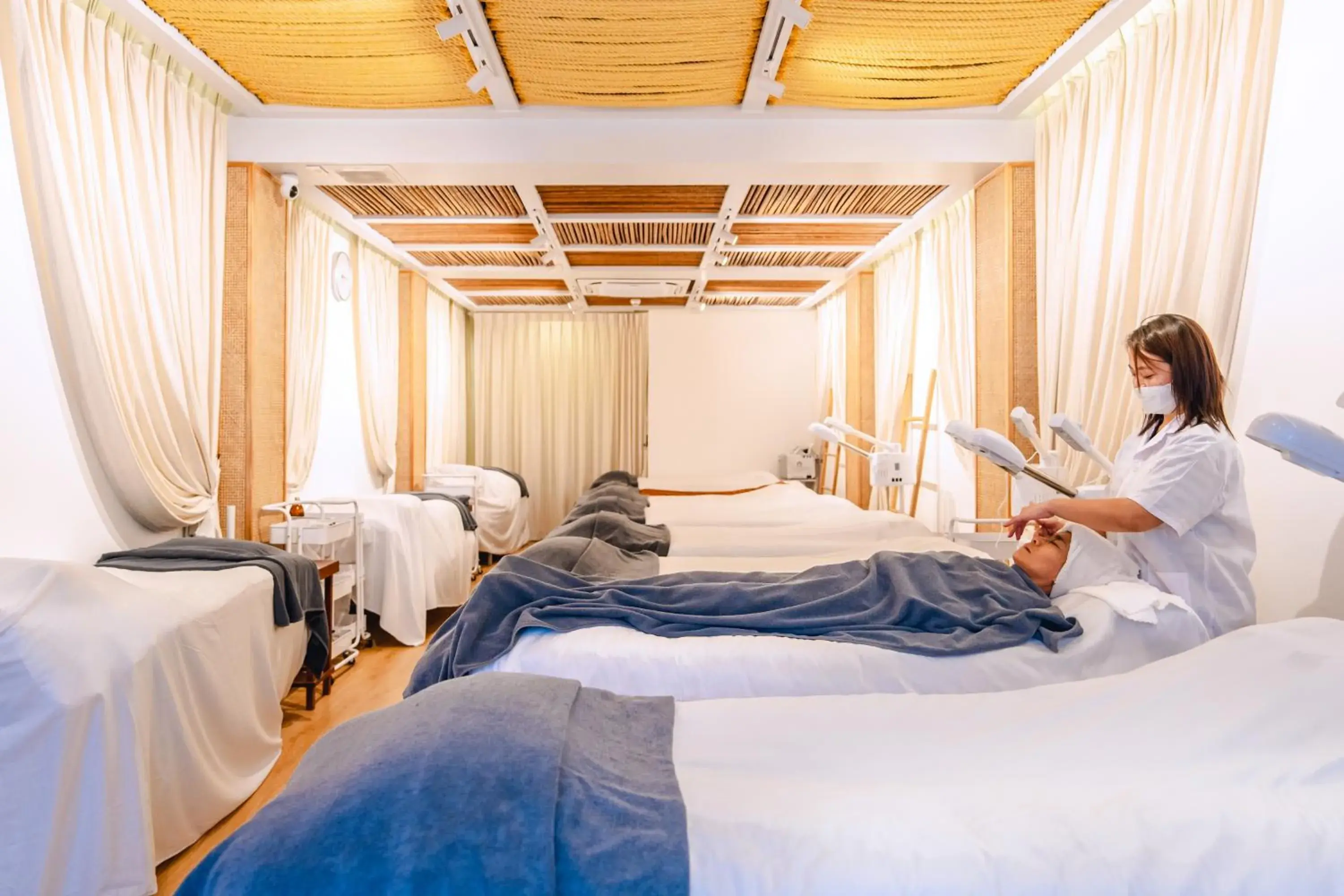 Spa and wellness centre/facilities, Bed in Bandalo Boutique Hotel - Patong Beach Road Spa and wellness centre/facilities, Bed in Bandalo Boutique Hotel - Patong Beach Road