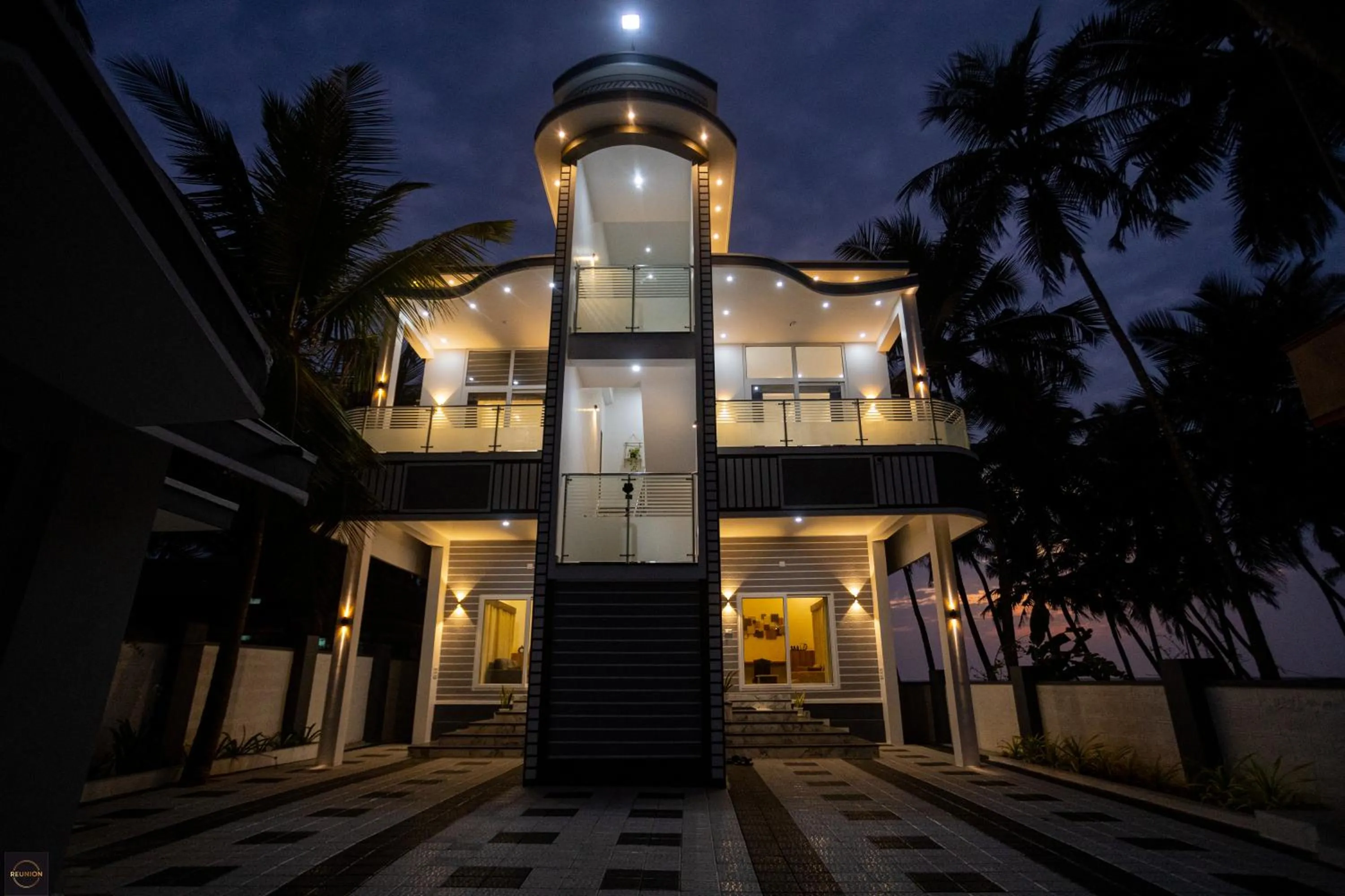 Reunion Ocean Manor - Beach House