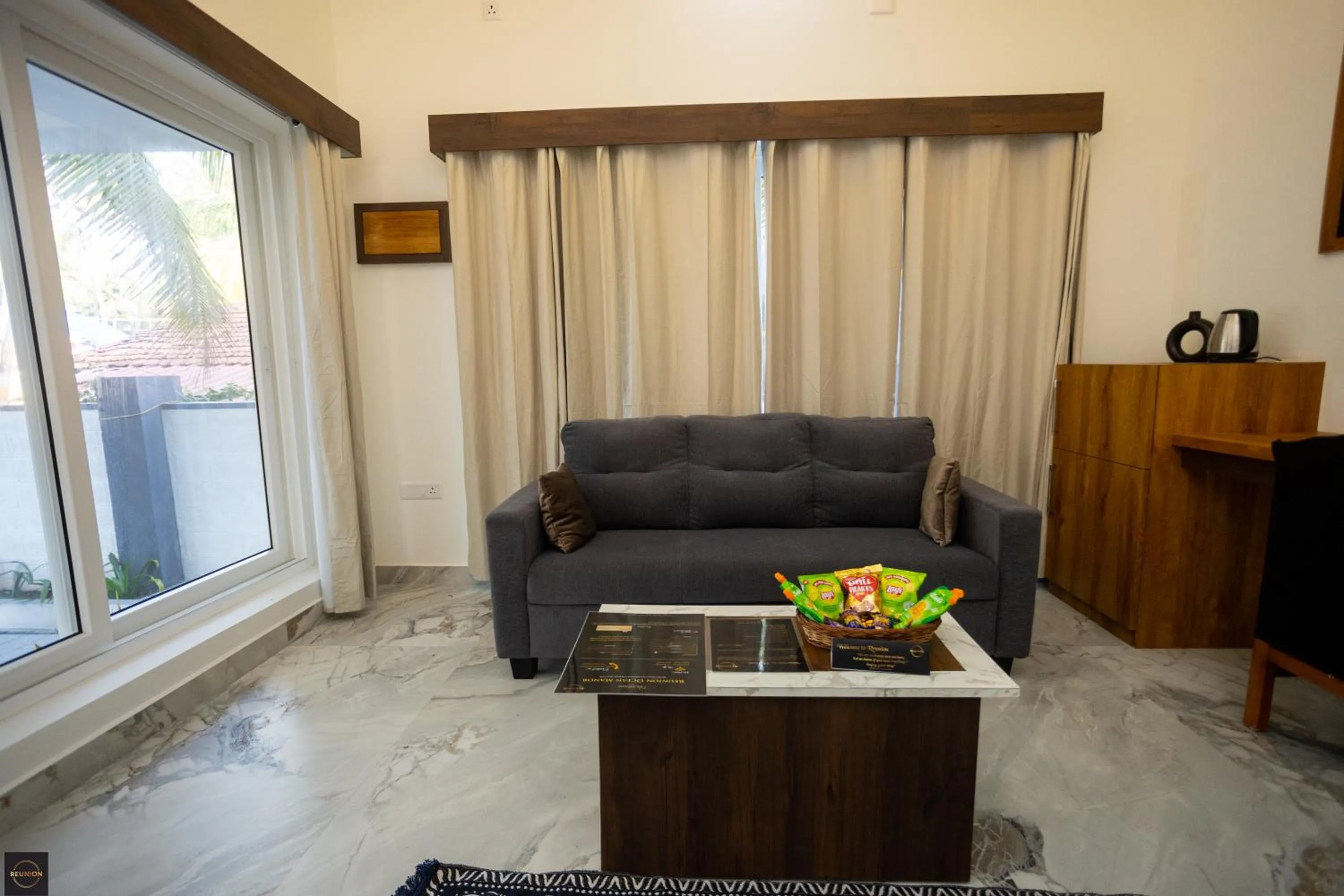 Reunion Ocean Manor - Beach House