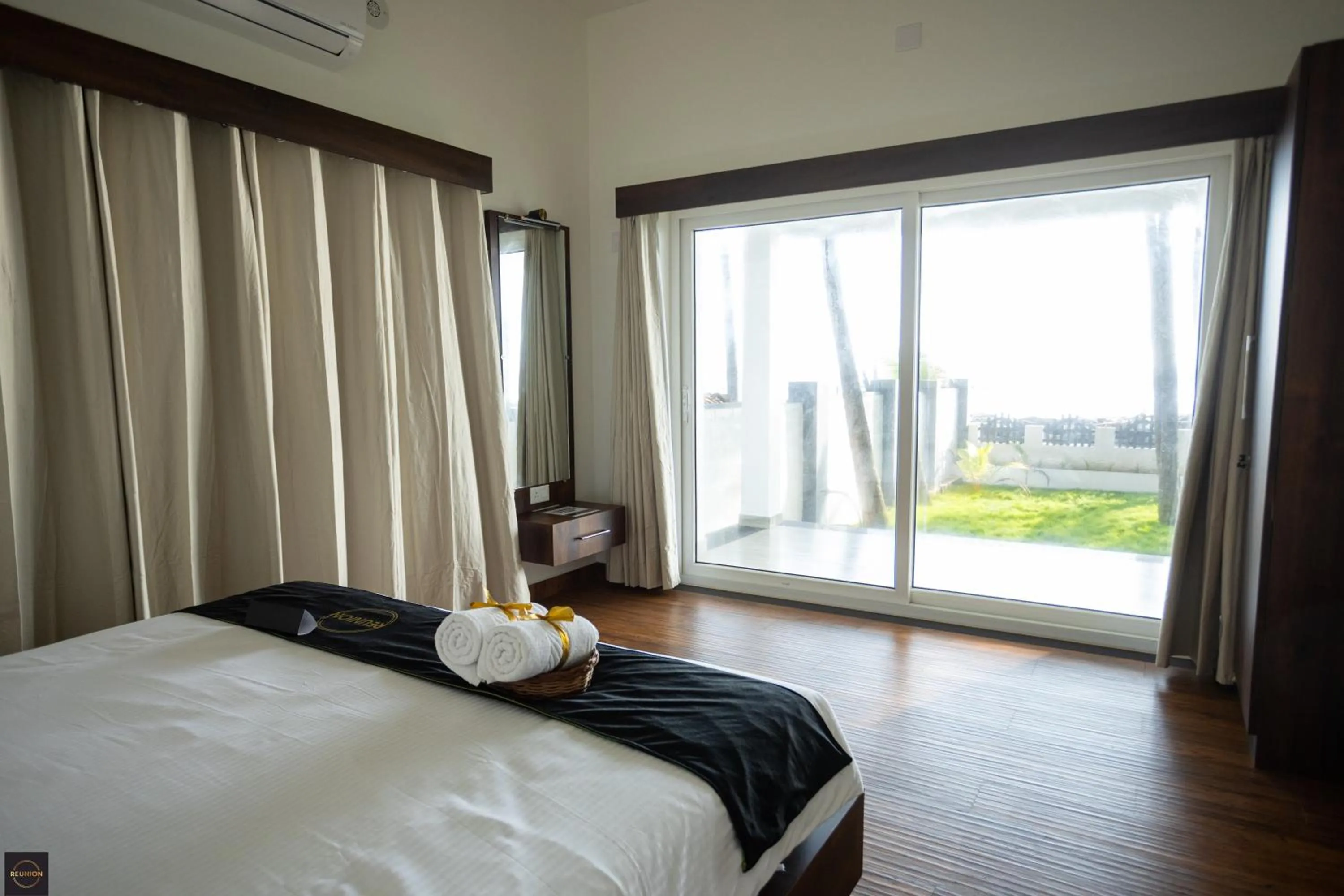 Bed in Reunion Ocean Manor - Beach House