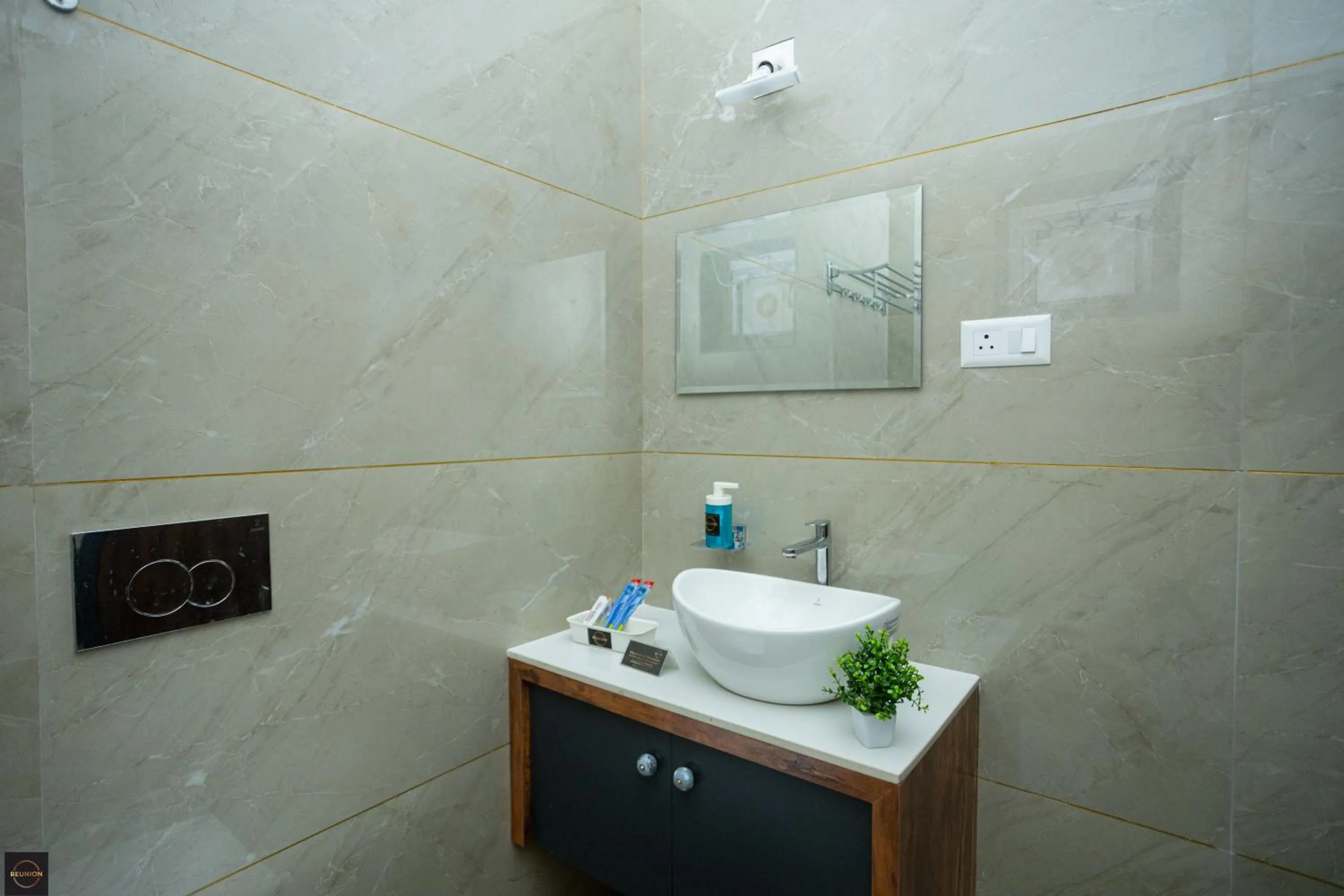 Reunion Ocean Manor - Beach House