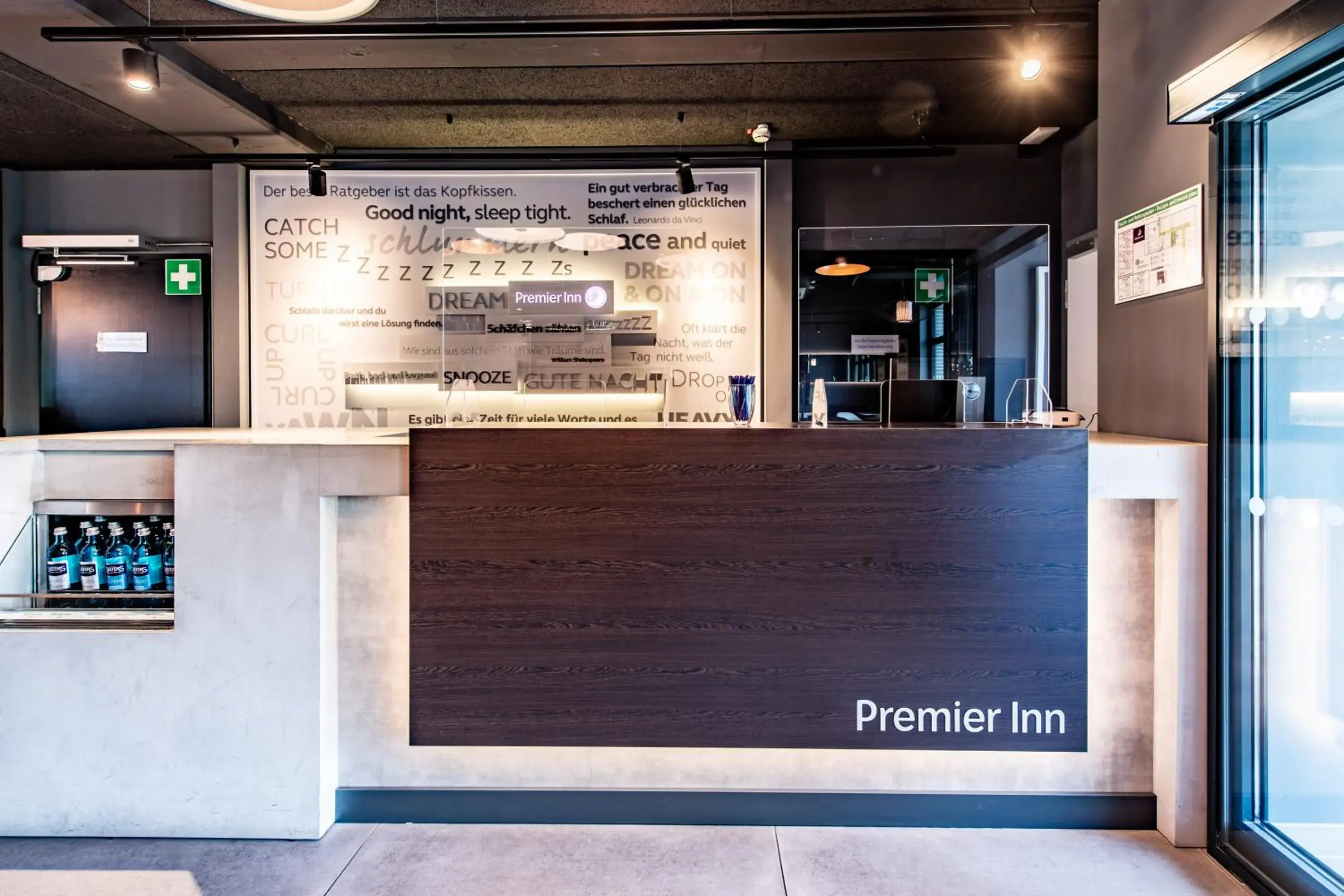 Lobby or reception in Premier Inn Heidelberg City Bahnstadt Lobby or reception in Premier Inn Heidelberg City Bahnstadt