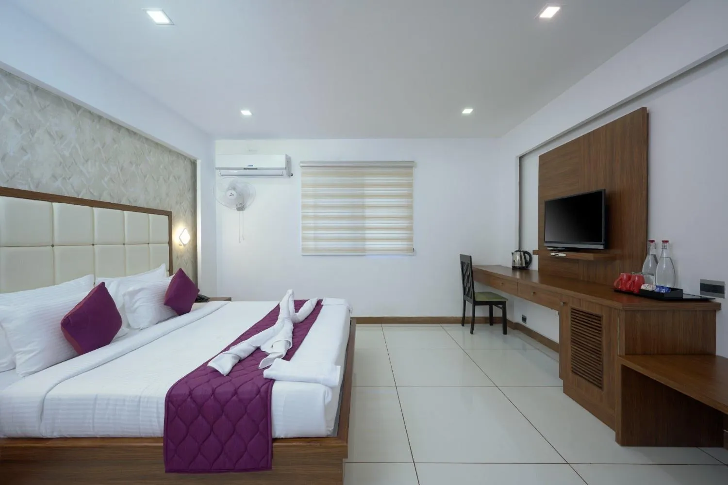 Bed in Tiger Trails Thekkady