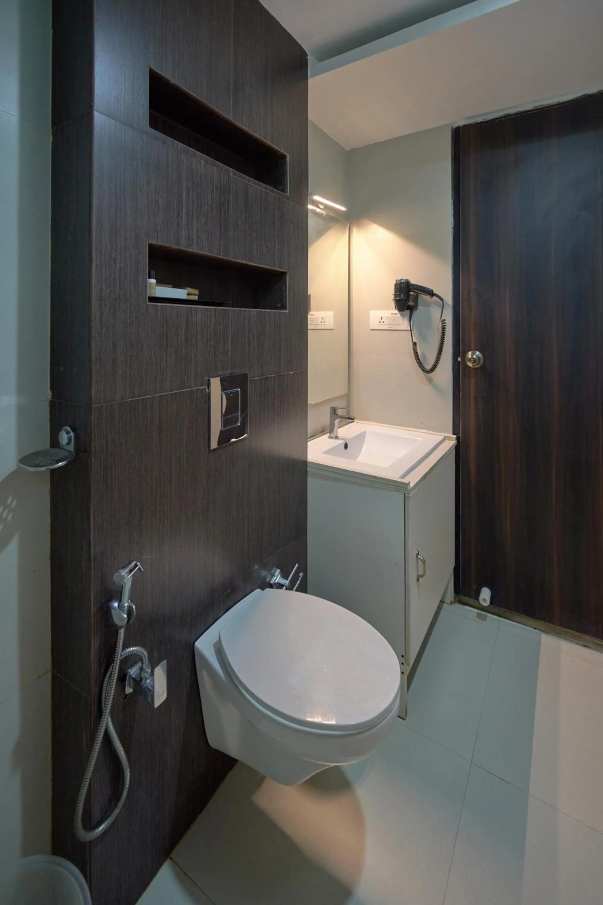 Shower in Tiger Trails Thekkady