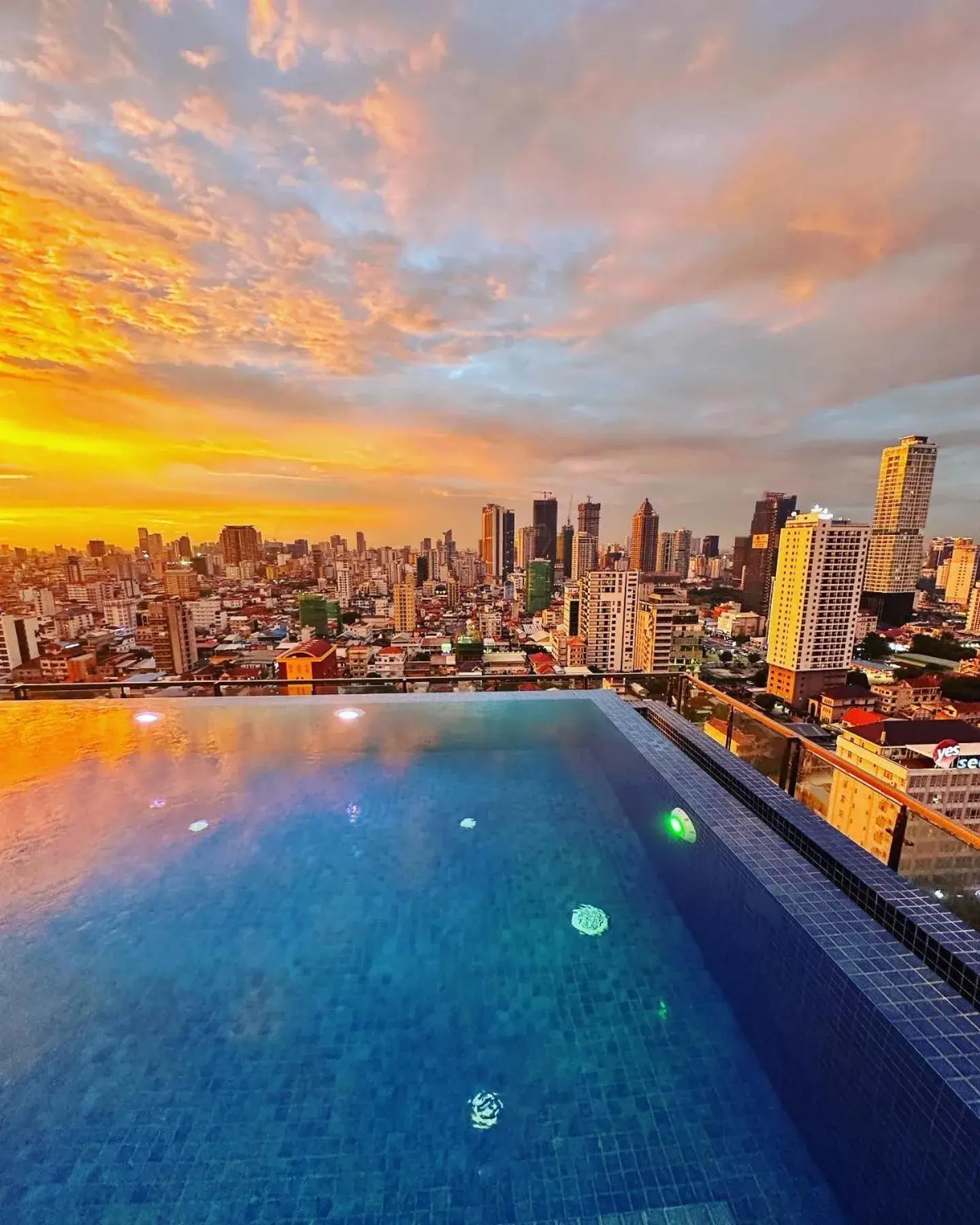 Swimming pool in Parc21 Luxury Boutique Hotel Swimming pool in Parc21 Luxury Boutique Hotel