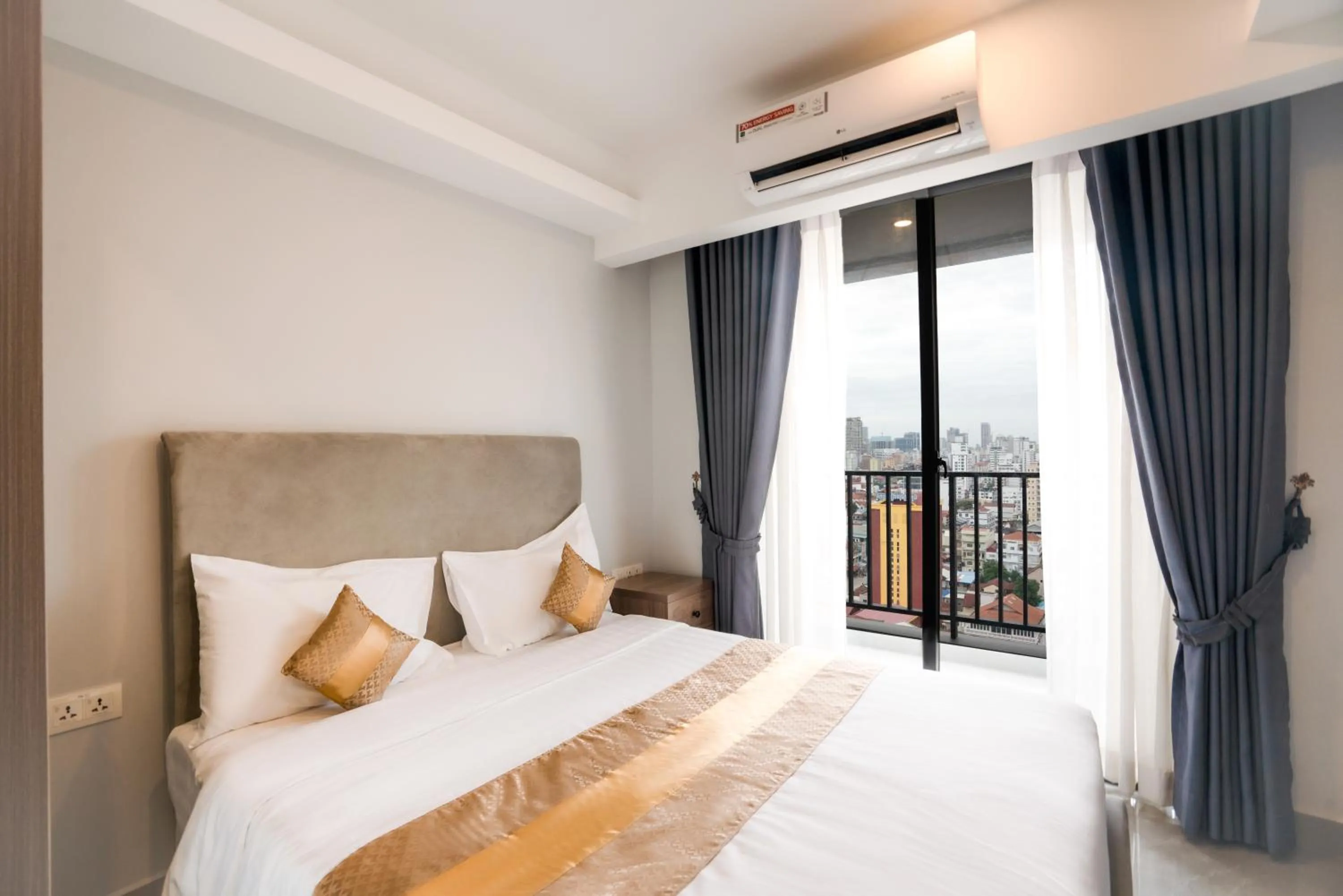 Balcony/Terrace, Bed in Parc21 Luxury Boutique Hotel