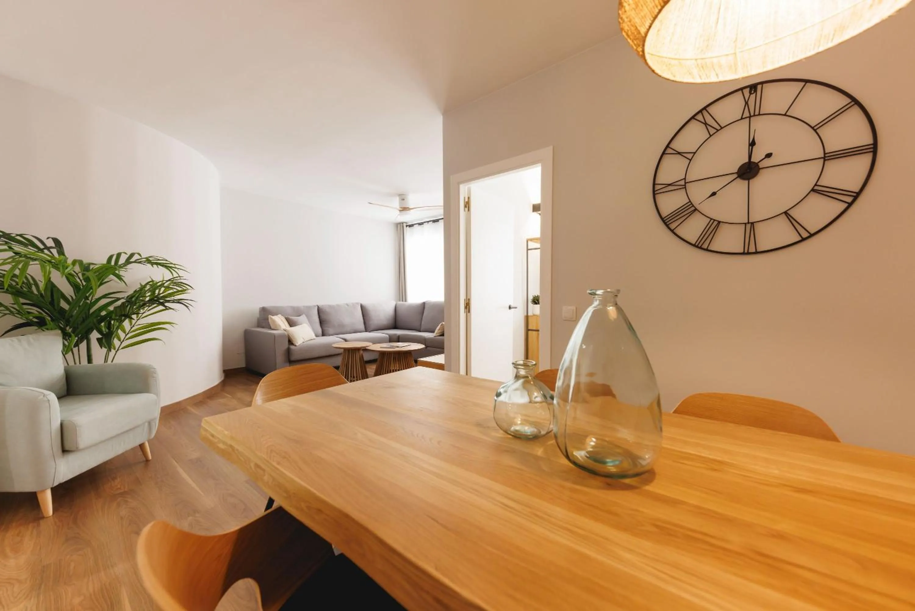 Dining area in Bravissimo Figuerola, Spacious 3-bedroom apartment