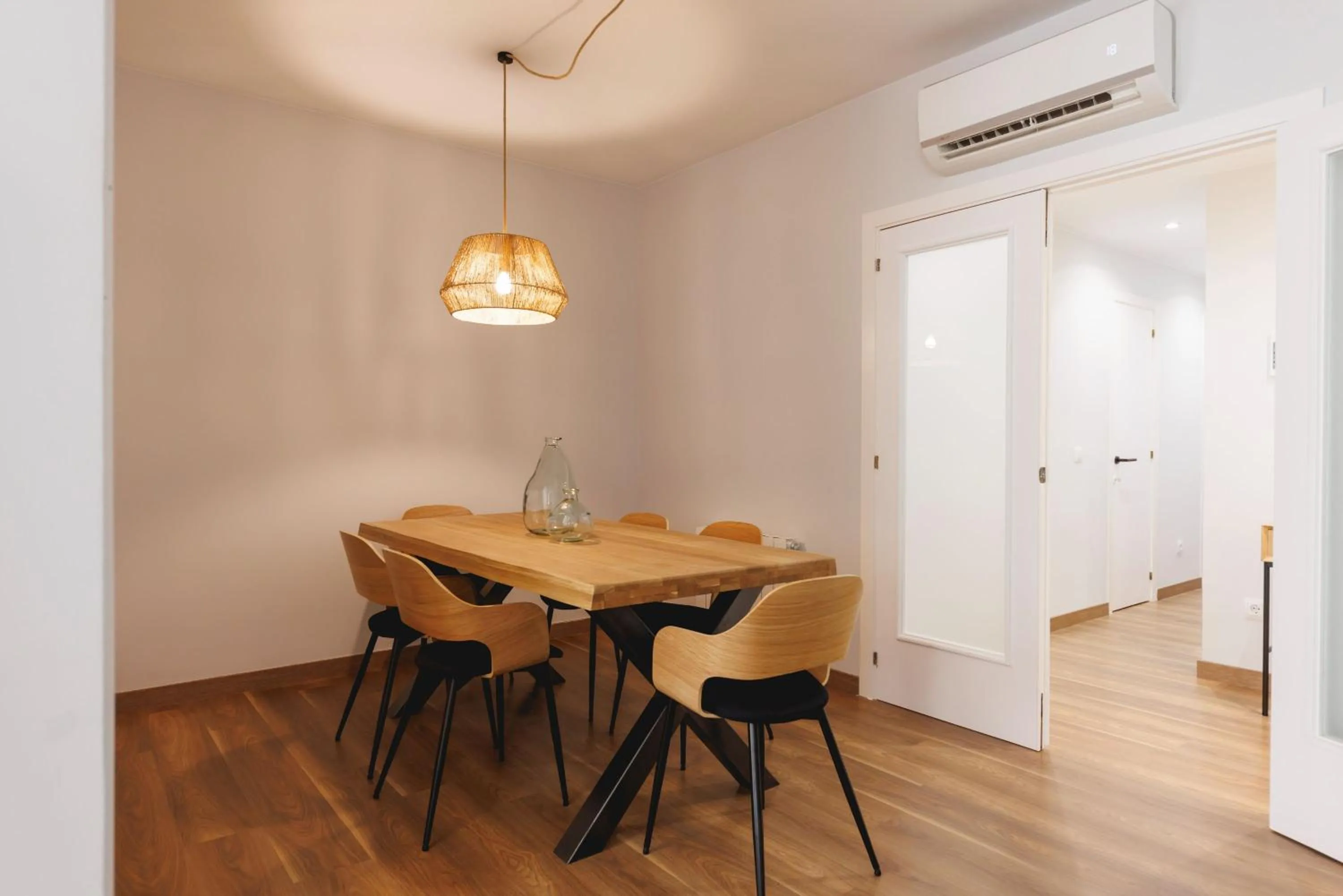 Dining area in Bravissimo Figuerola, Spacious 3-bedroom apartment