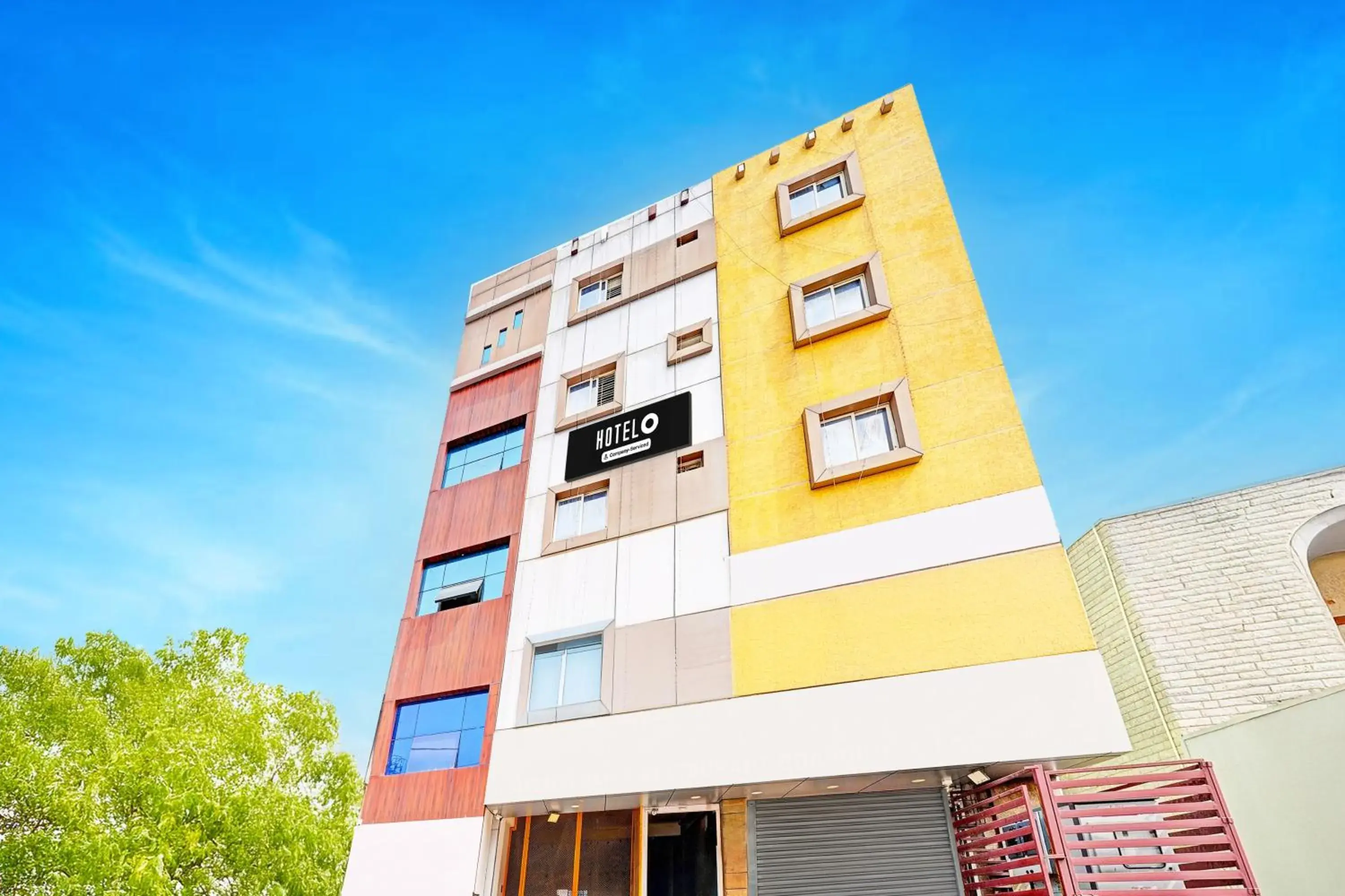Facade/entrance in Super Hotel O Srigandhakavalu formerly Chamundeshwari Lodging Facade/entrance in Super Hotel O Srigandhakavalu formerly Chamundeshwari Lodging
