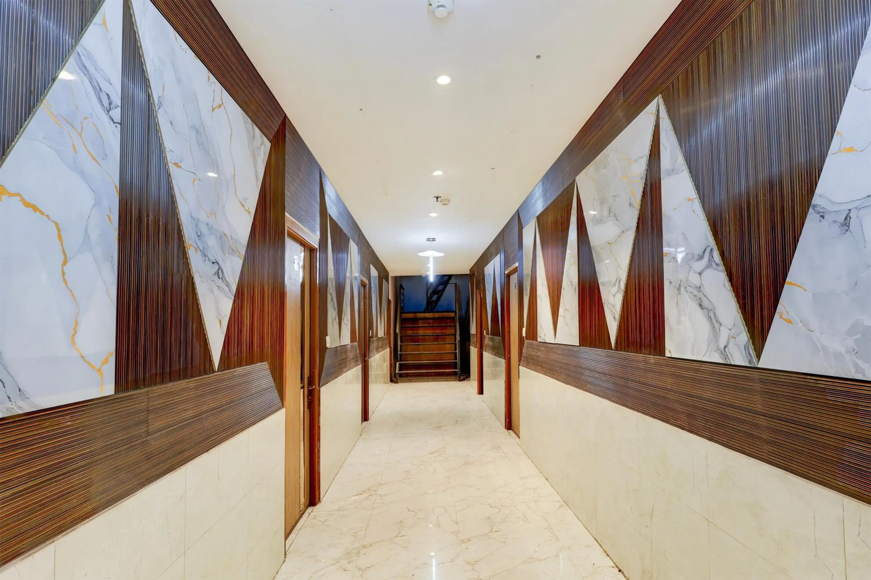 Lobby or reception in Super Hotel O Alipur Narela