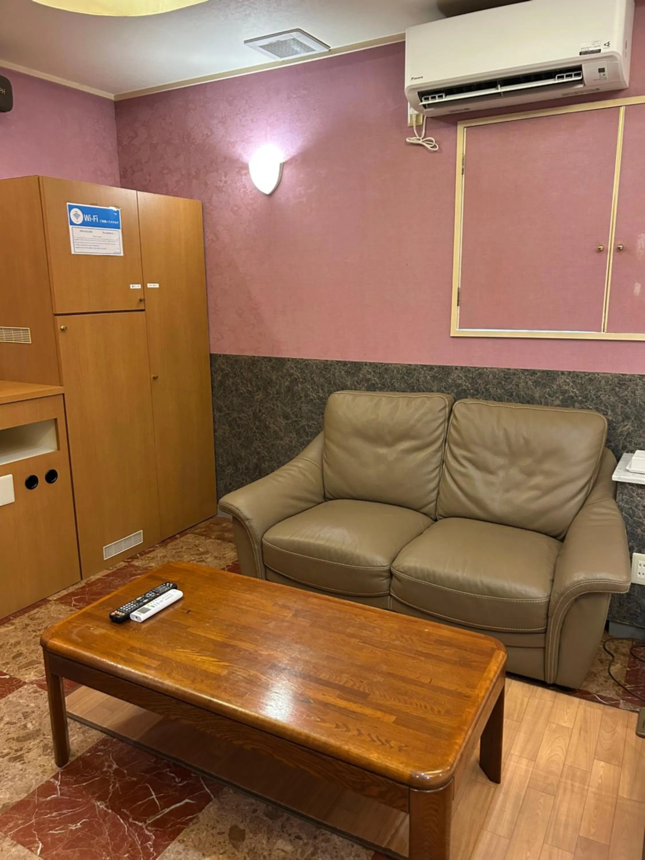 Living room in Hotel Takao Asile