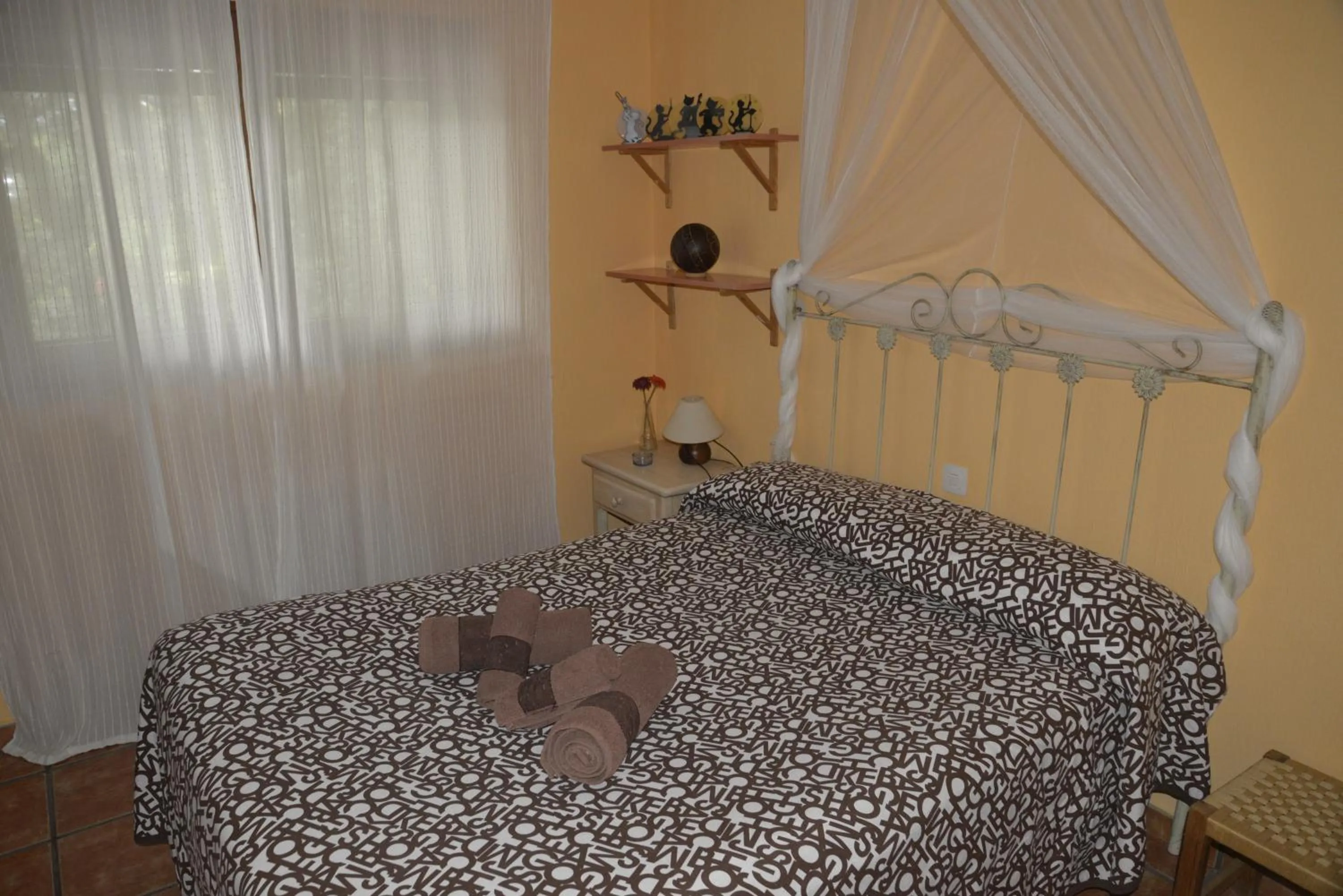 Bedroom, Bed in LA CASA DE GALAPAGAR ALOJAMIENTO SIETE PICOS