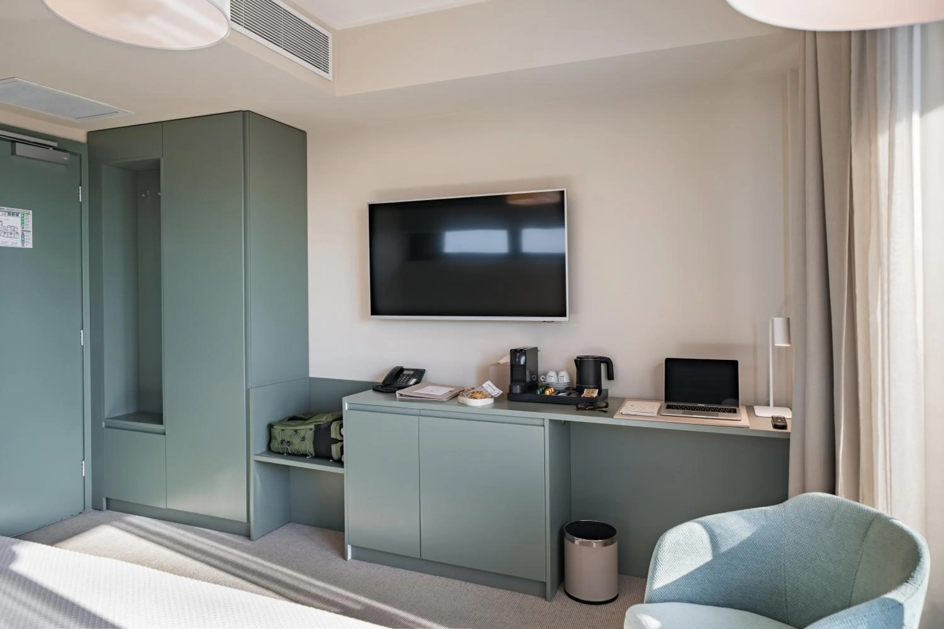 TV and multimedia in Millennium Hub & Hotel