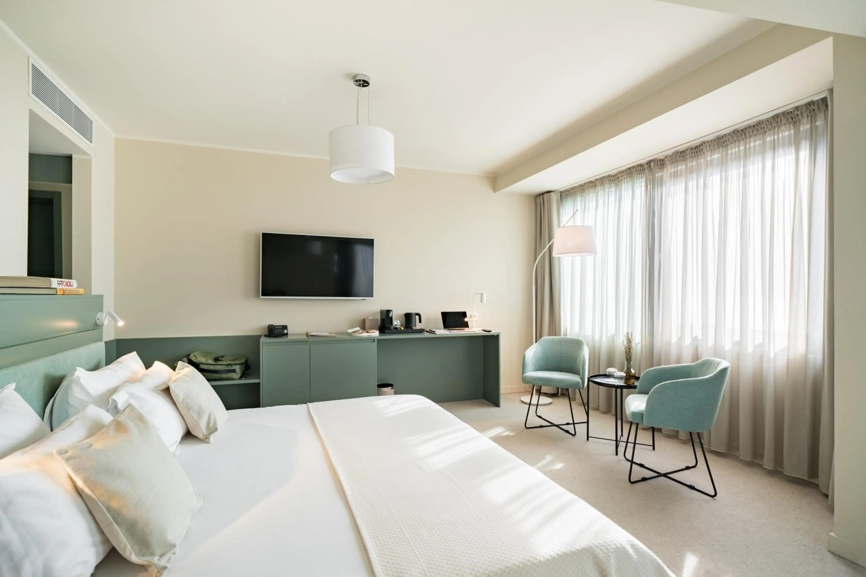Bed in Millennium Hub & Hotel