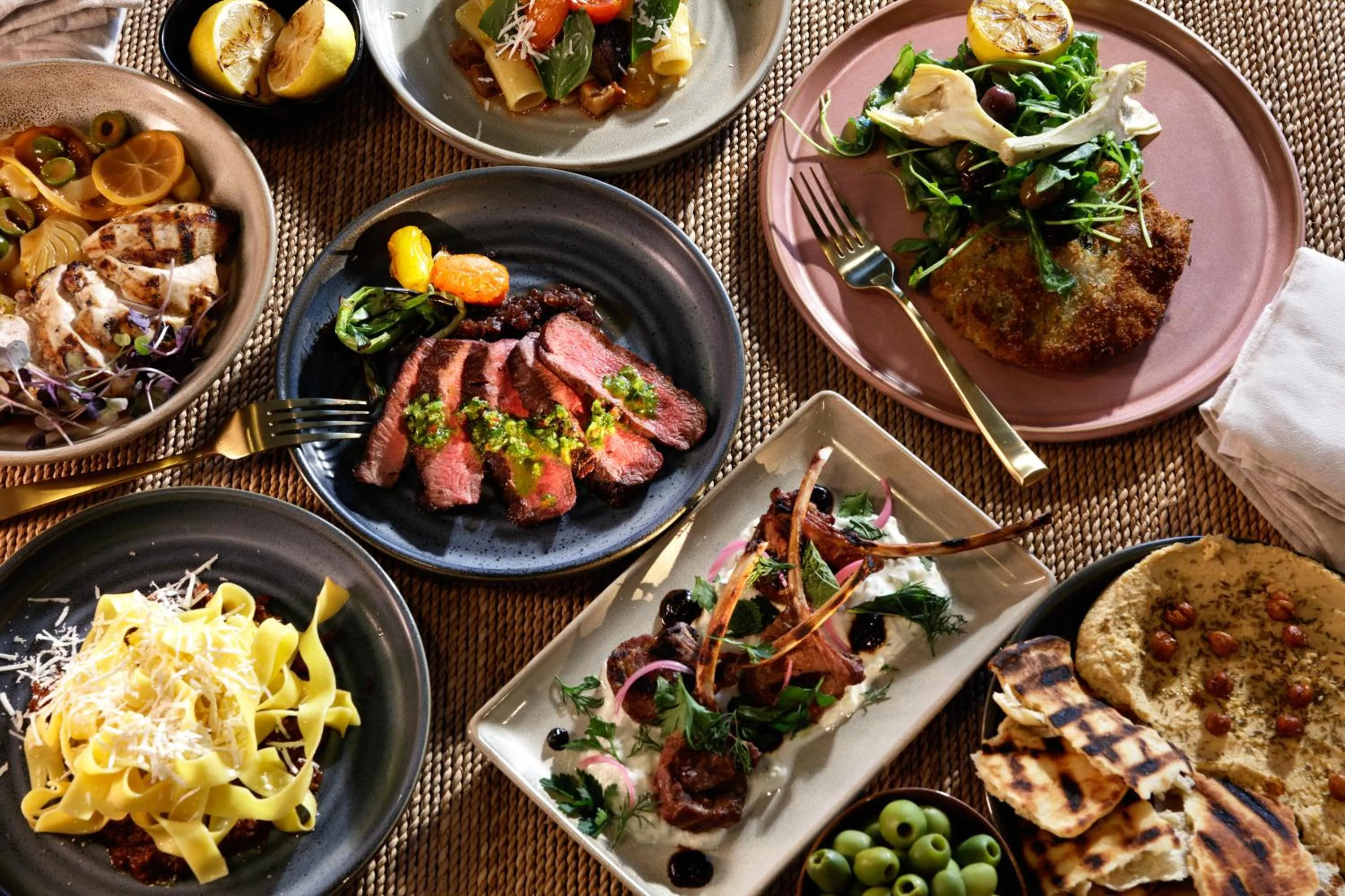 Restaurant/places to eat in SkyBeach Resort