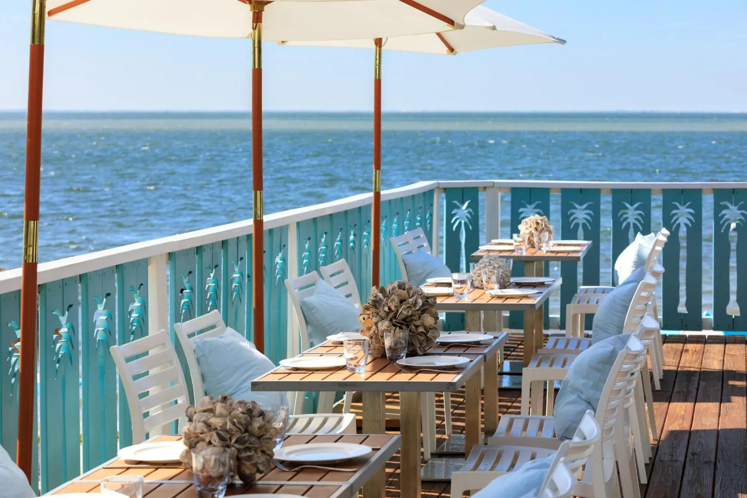 Lounge or bar in SkyBeach Resort Lounge or bar in SkyBeach Resort