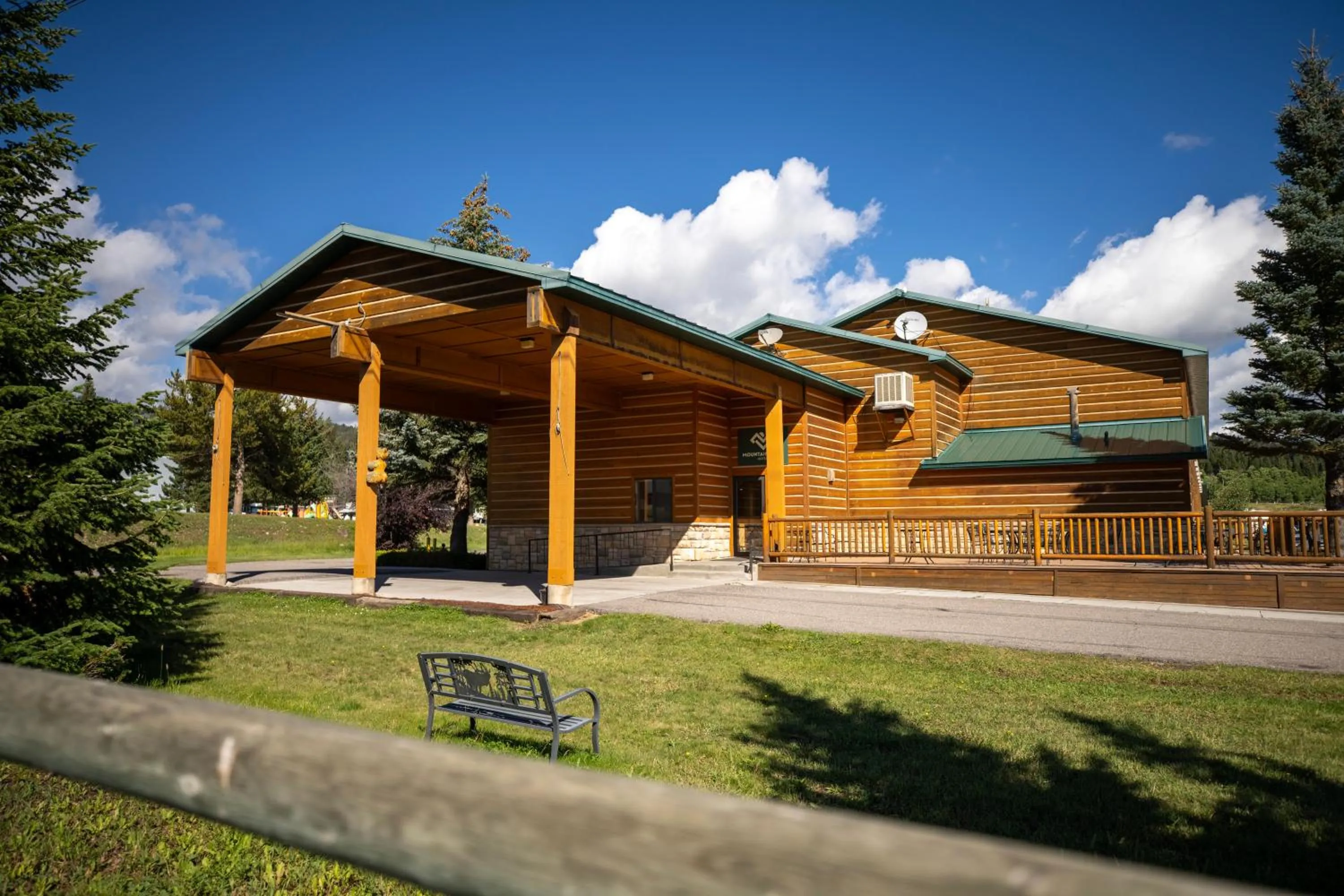 Property building in Mountain Vista Hotel