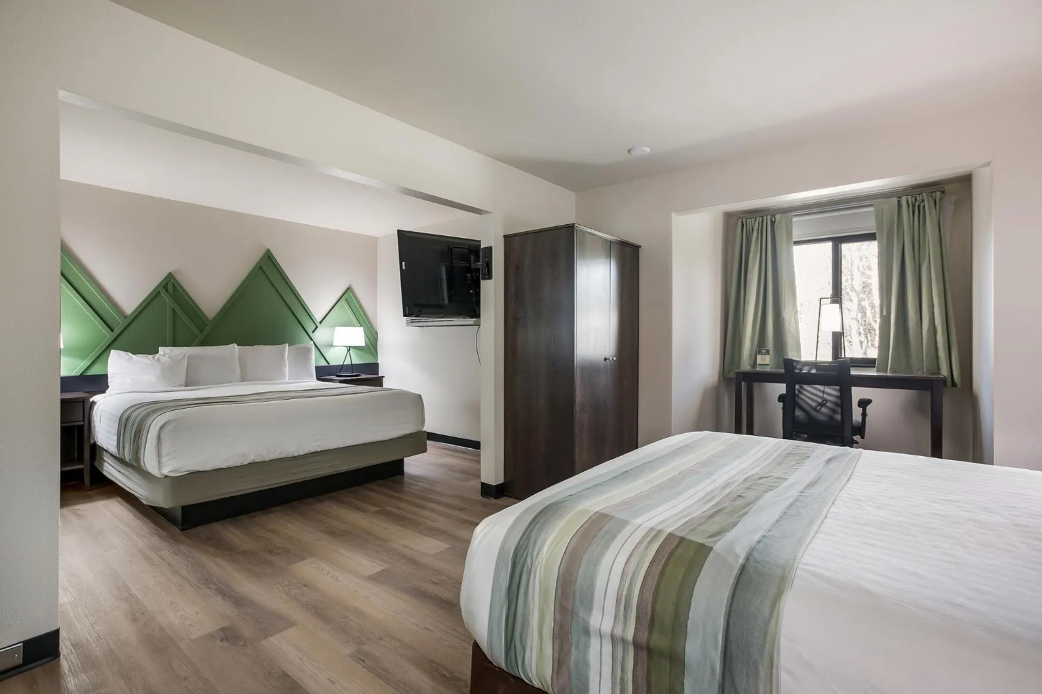 Bed in Mountain Vista Hotel