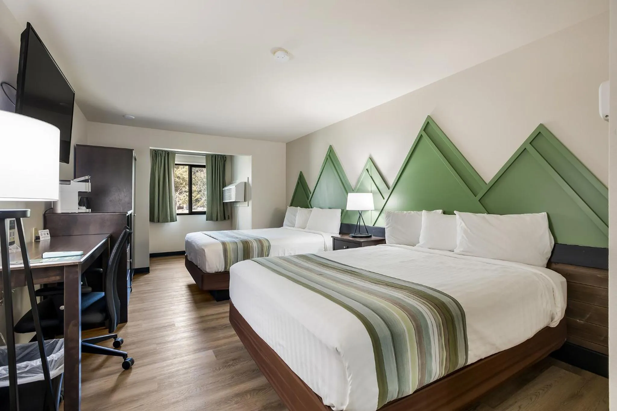 Bed in Mountain Vista Hotel