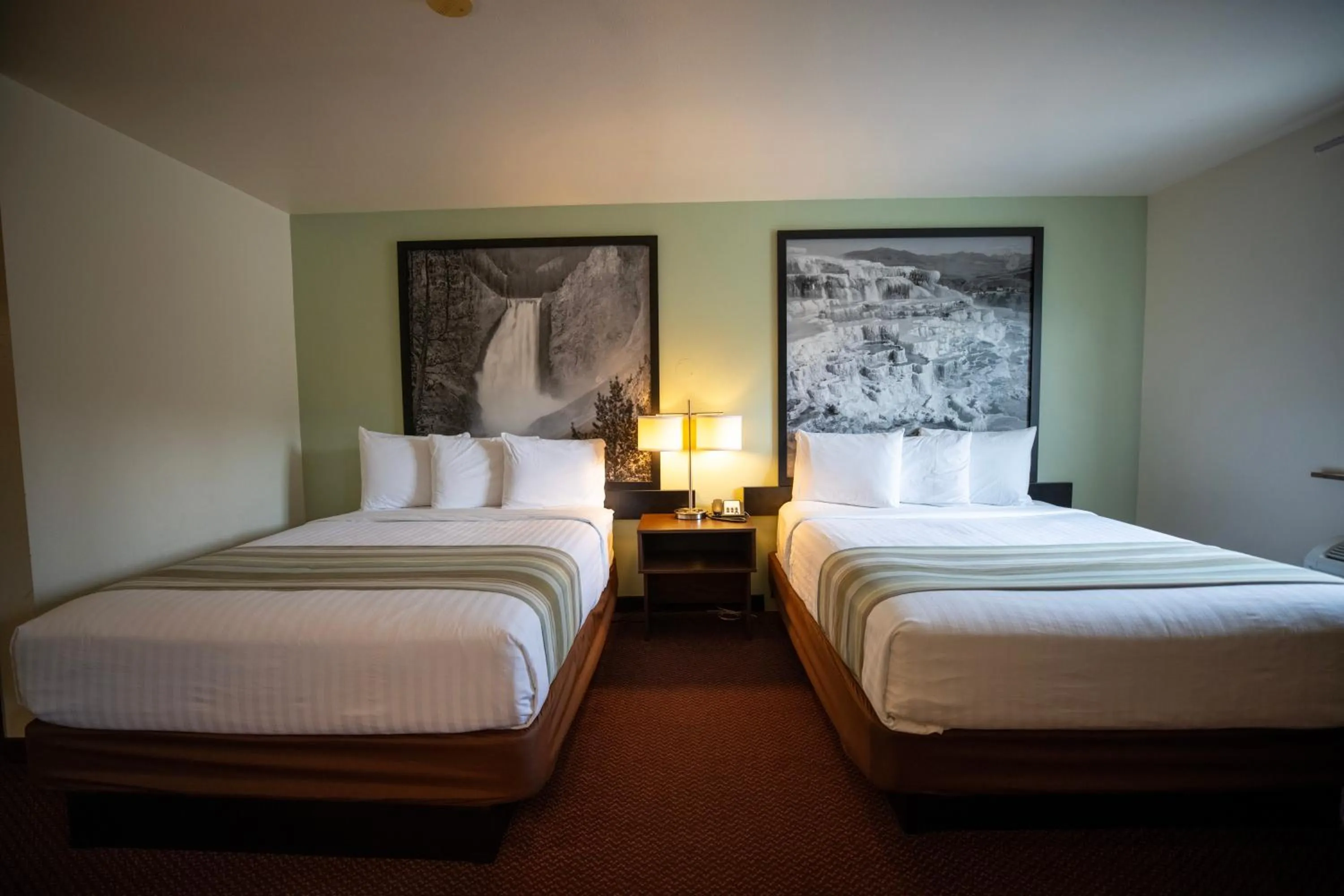 Bed in Super 8 by Wyndham West Yellowstone