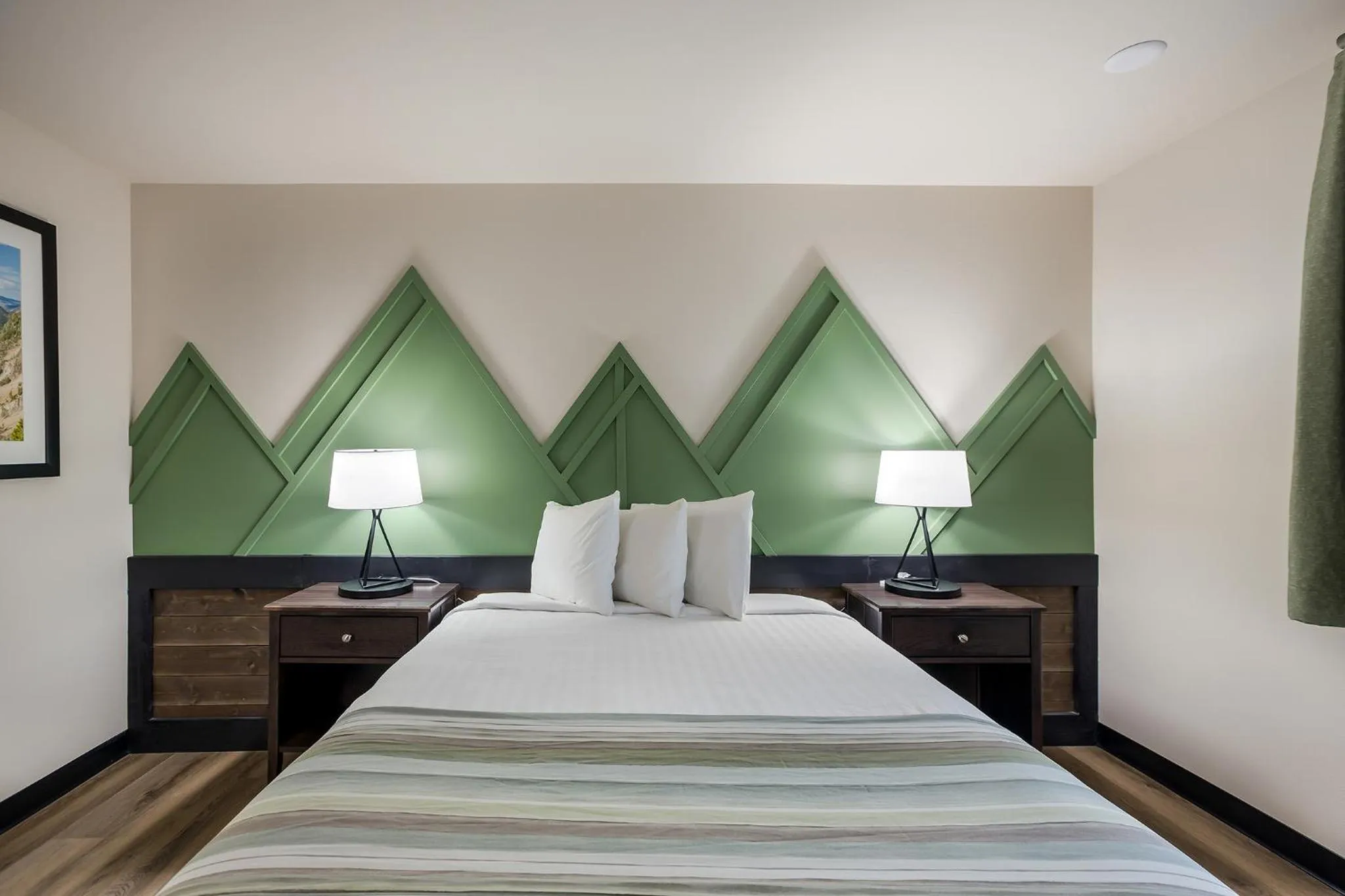 Bed in Mountain Vista Hotel