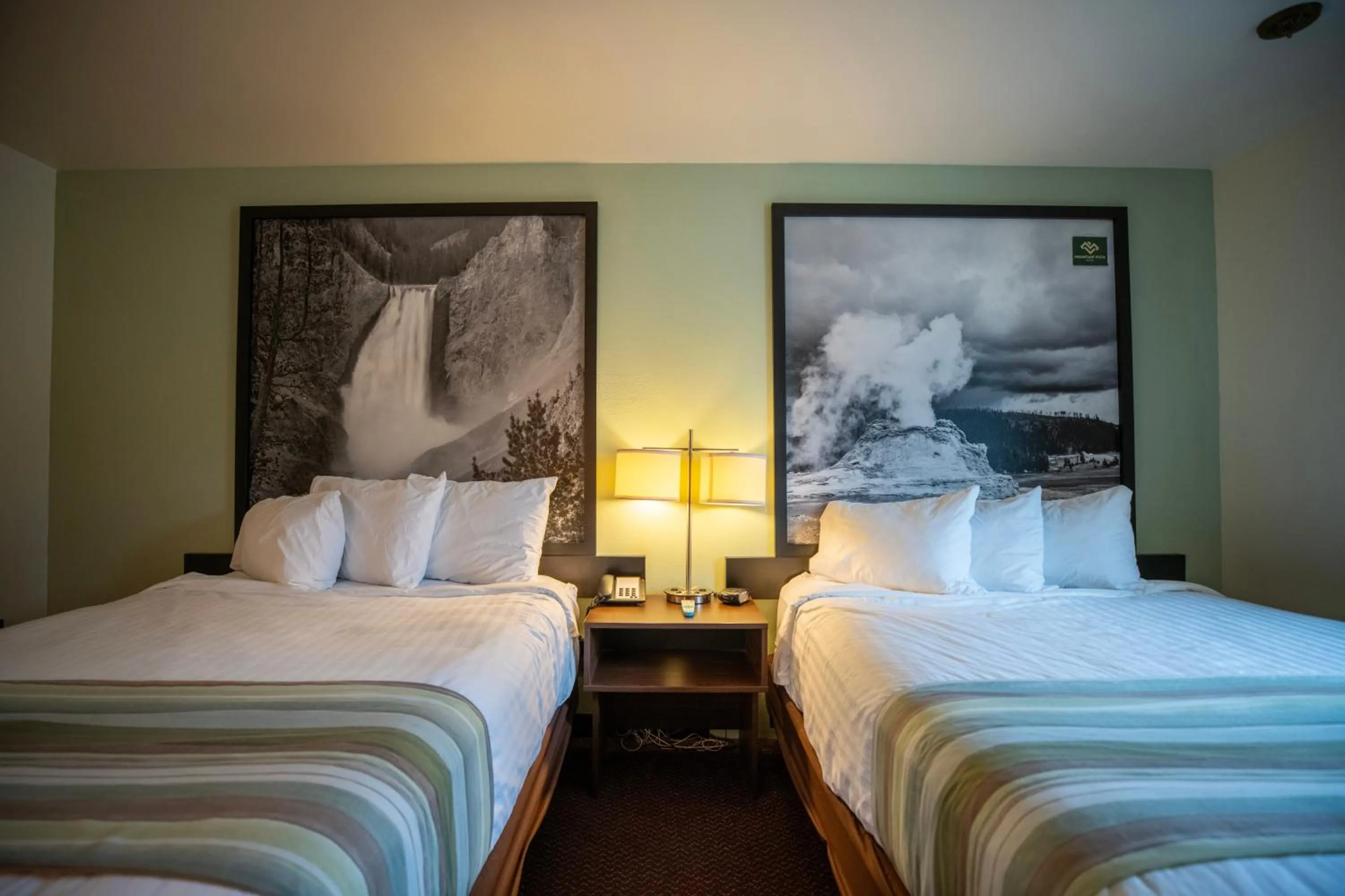 Bed in Super 8 by Wyndham West Yellowstone