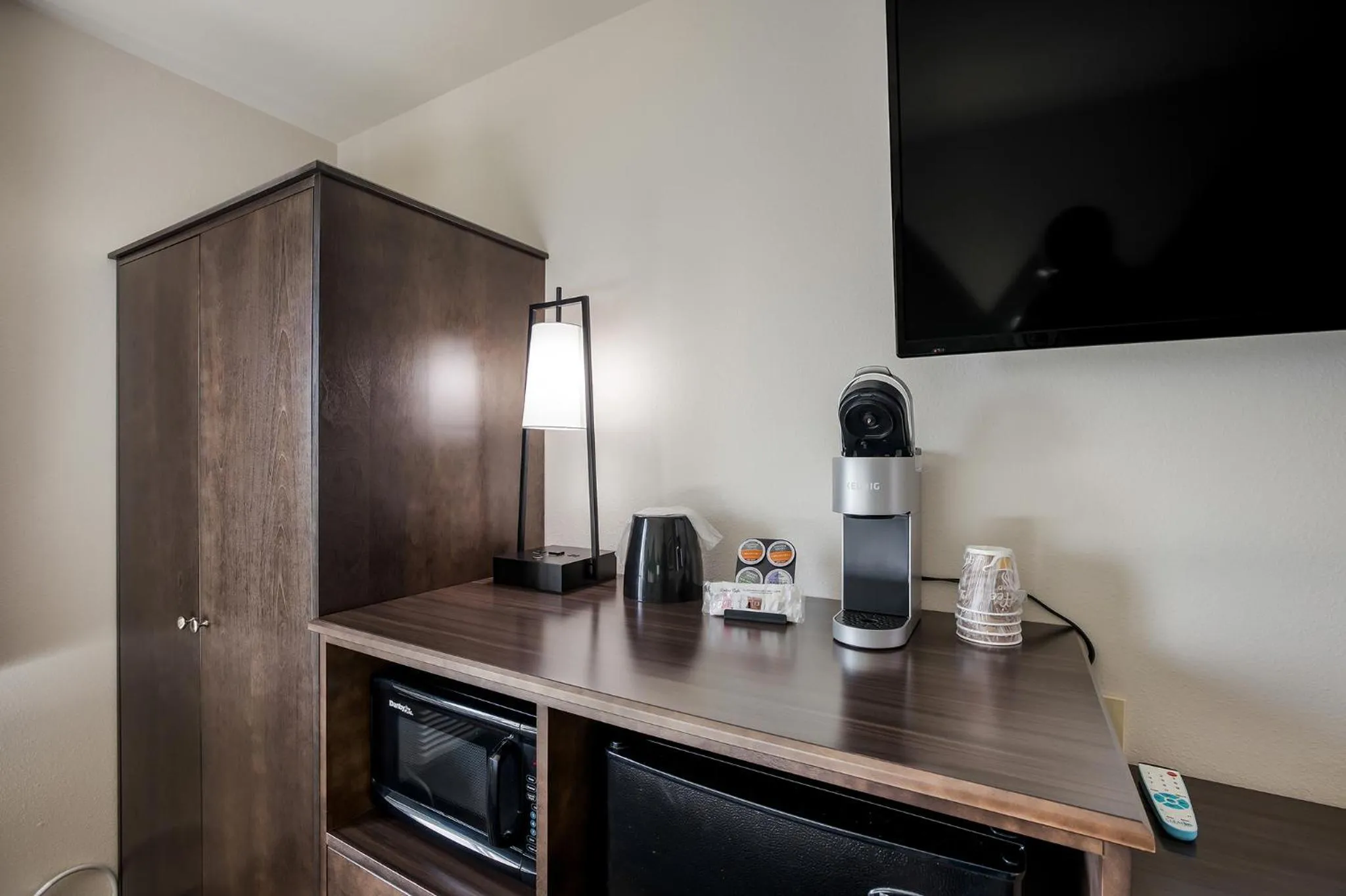 TV and multimedia in Mountain Vista Hotel