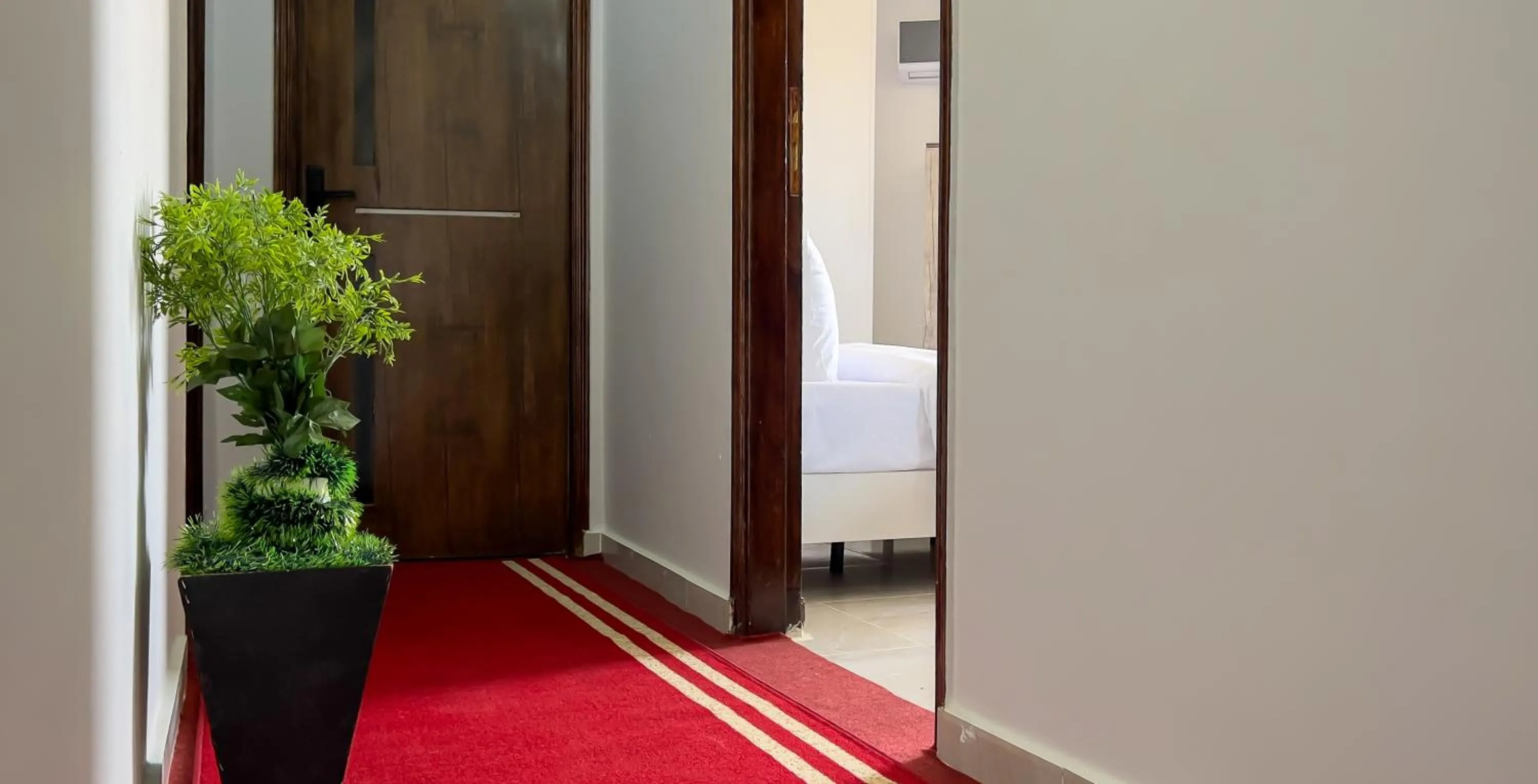 Facade/entrance, Bed in pyramids tower view inn