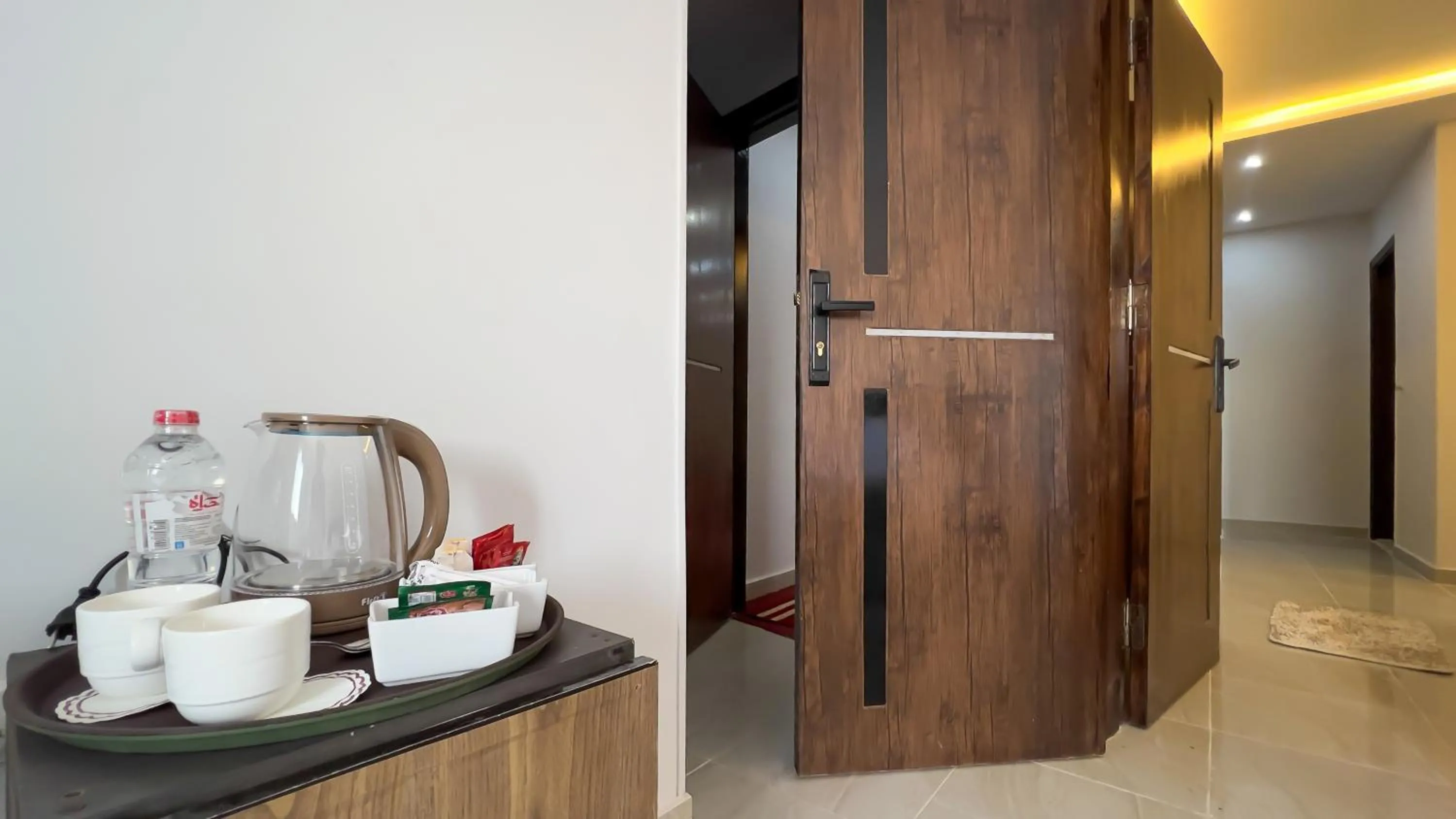 Coffee/tea facilities in pyramids tower view inn