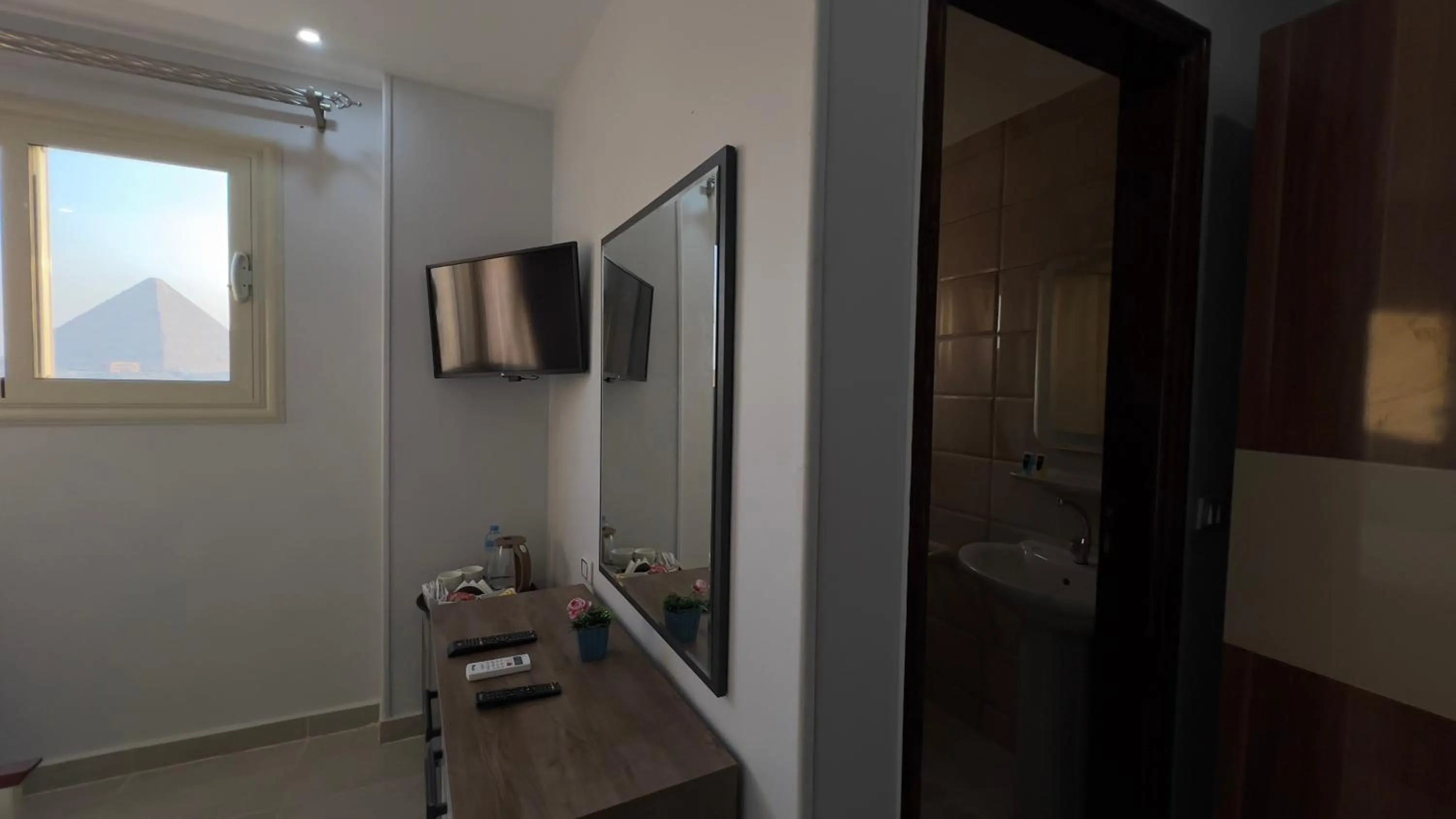 TV and multimedia in pyramids tower view inn