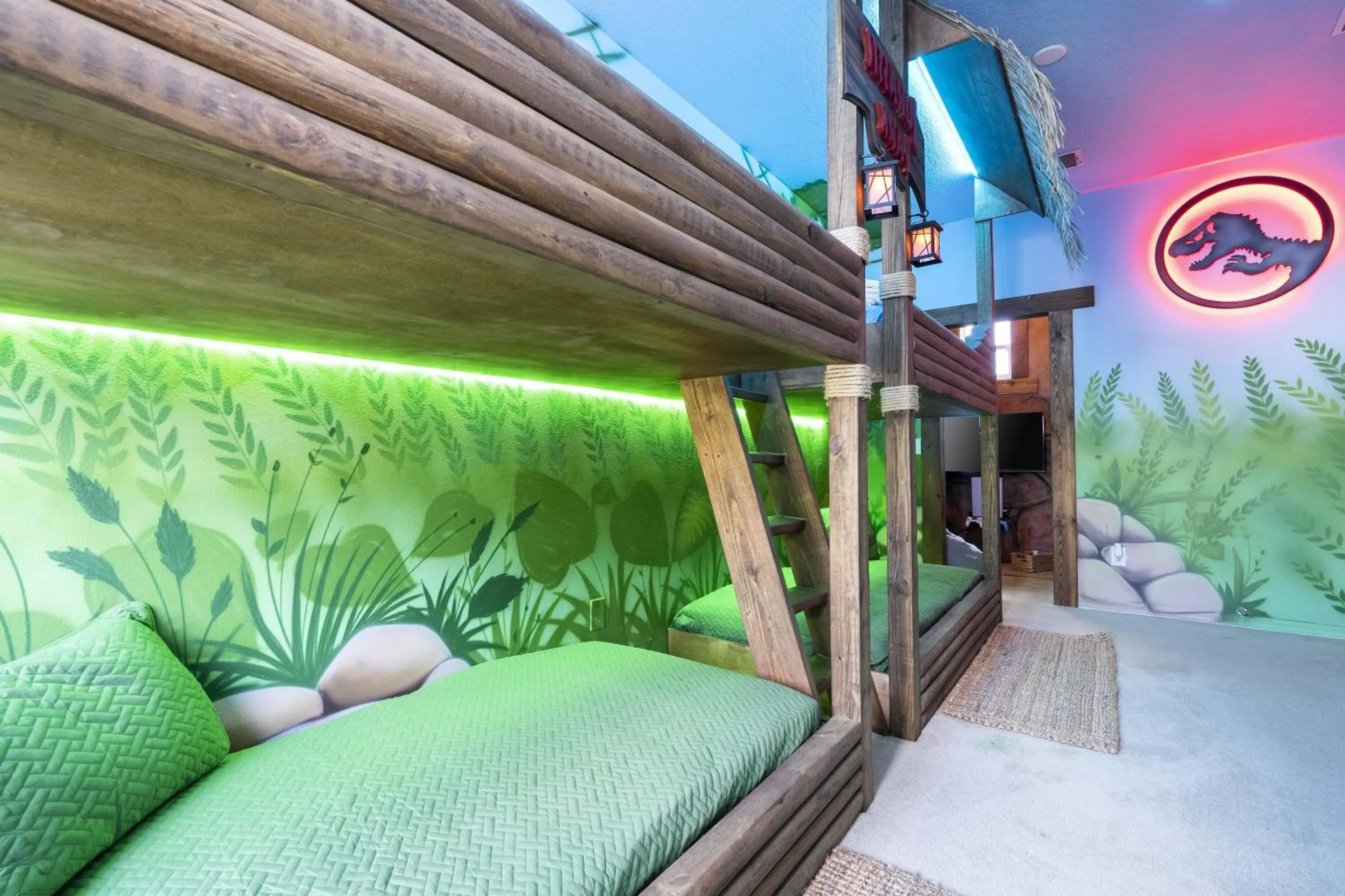 Marvelous 4Bd Close to Disney w Pool at 313 Tuscan Hills